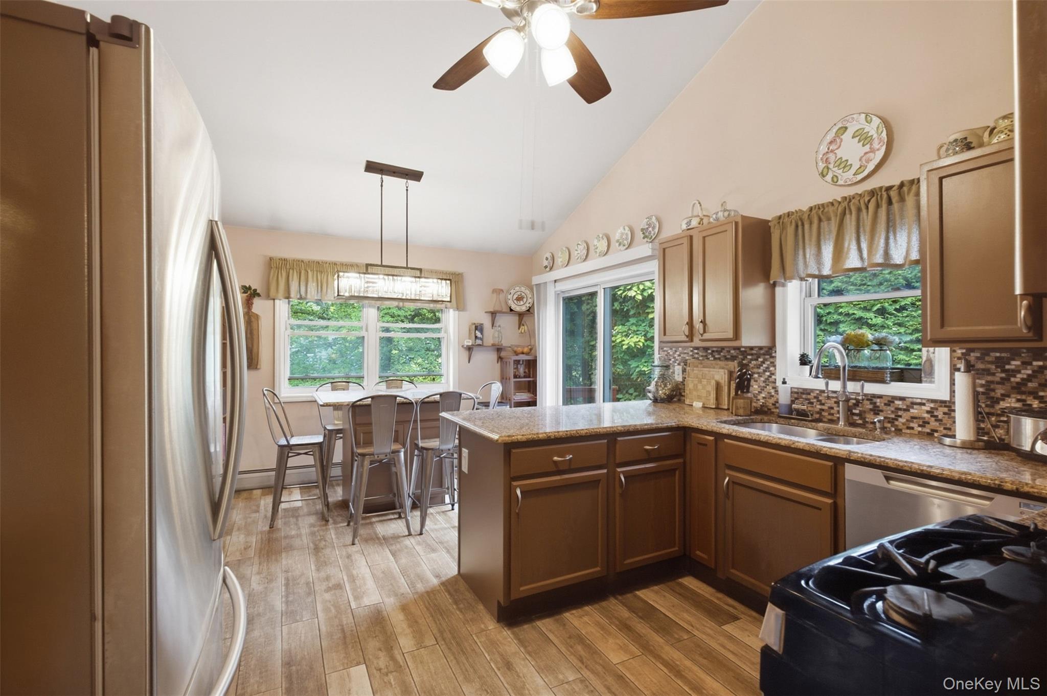15 Aron Court – For Sale photo 11