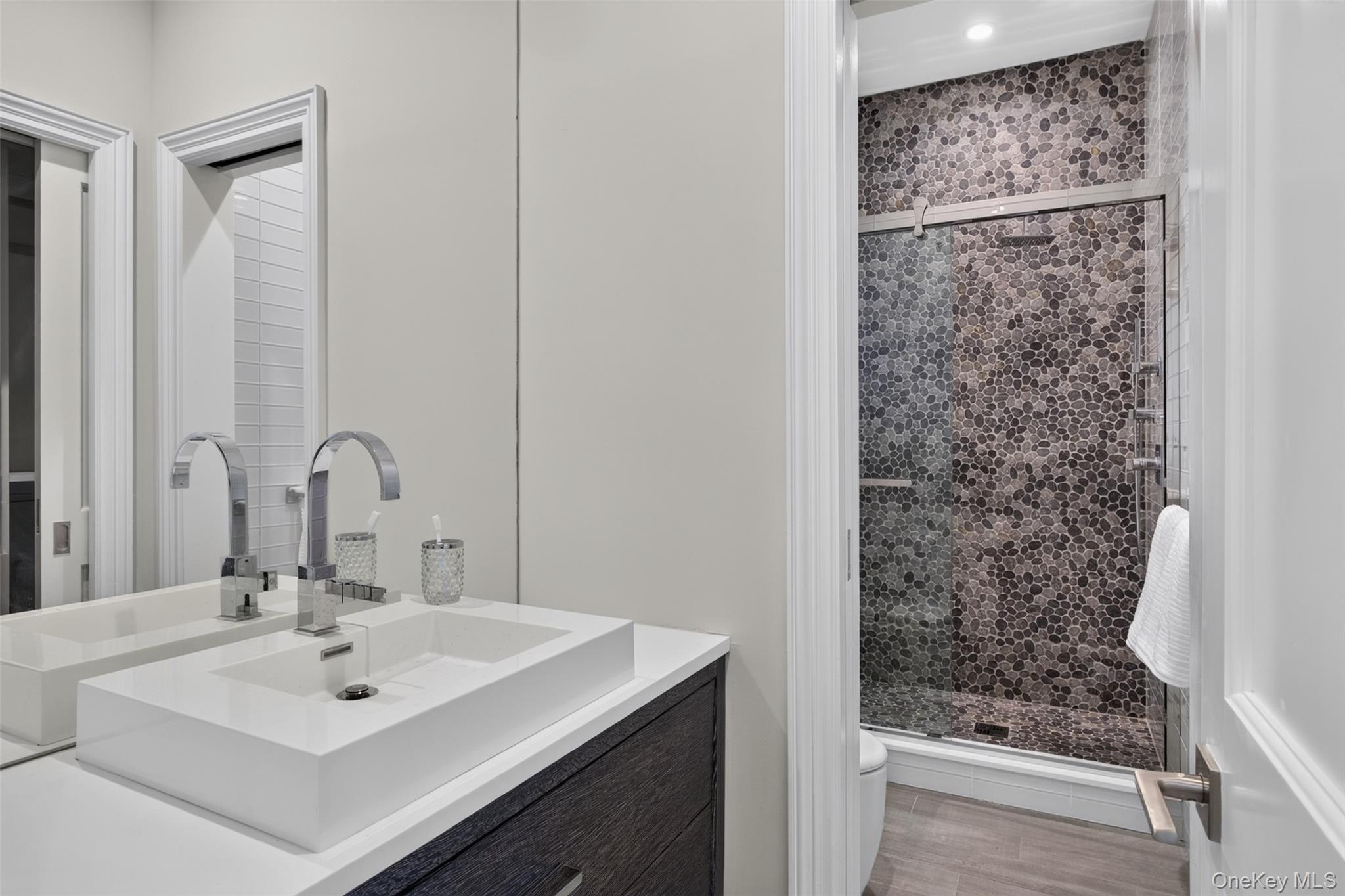 68 Kensington Circle – For Sale photo 5