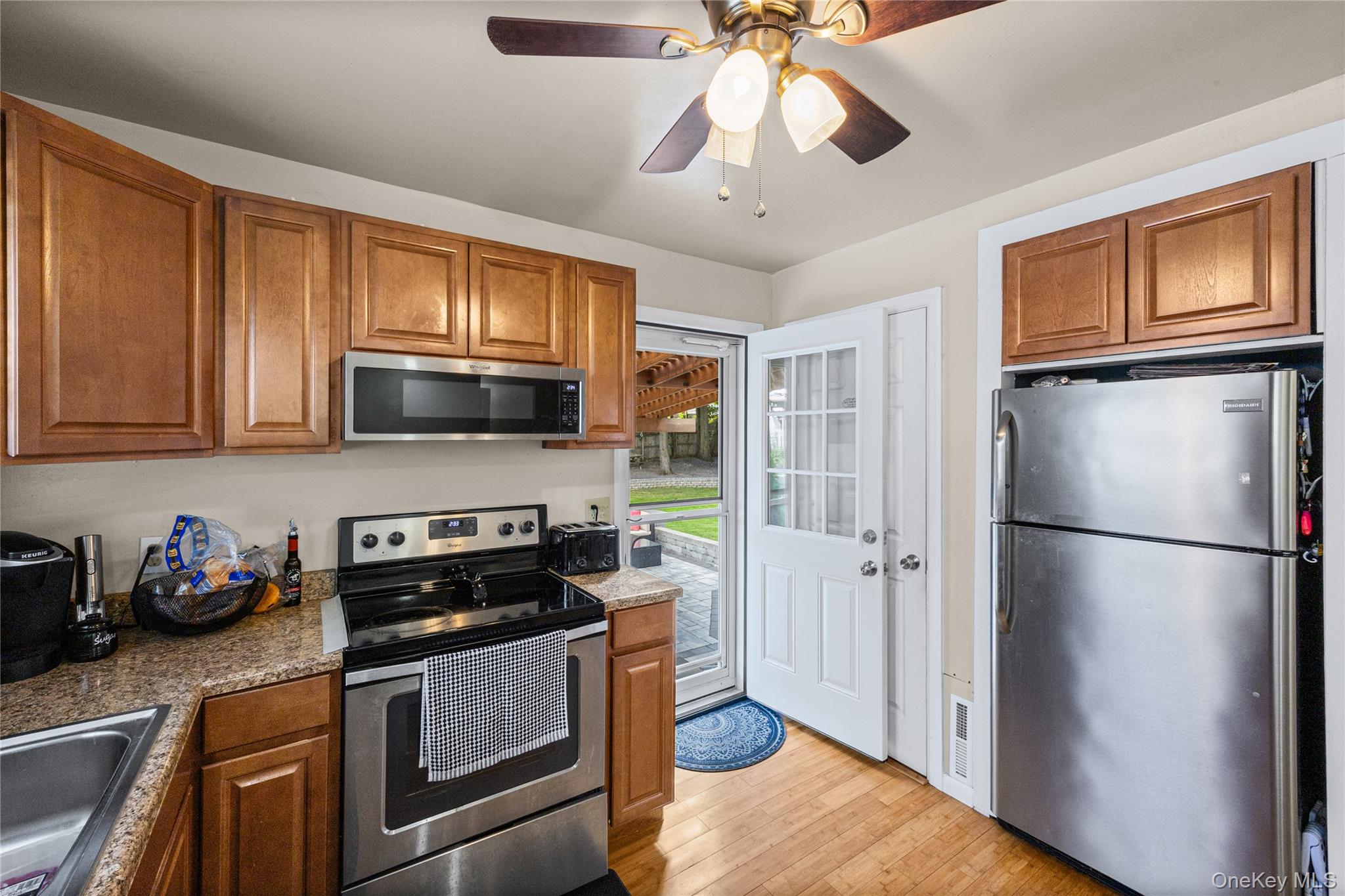 294 Deer Road – For Sale photo 15
