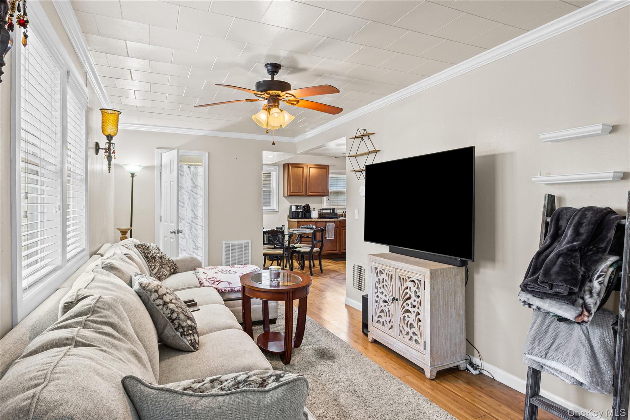 294 Deer Road – For Sale photo 6