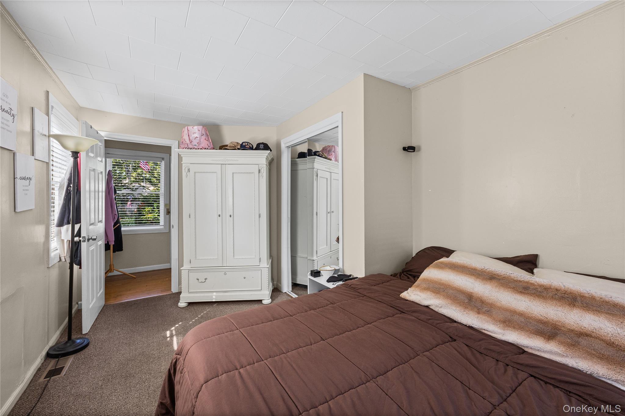 294 Deer Road – For Sale photo 21