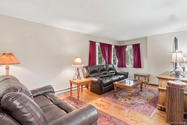 51 Leslie Road – For Sale photo 11