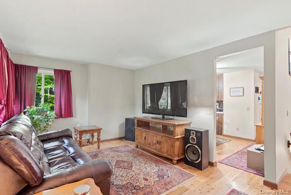 51 Leslie Road – For Sale photo 10