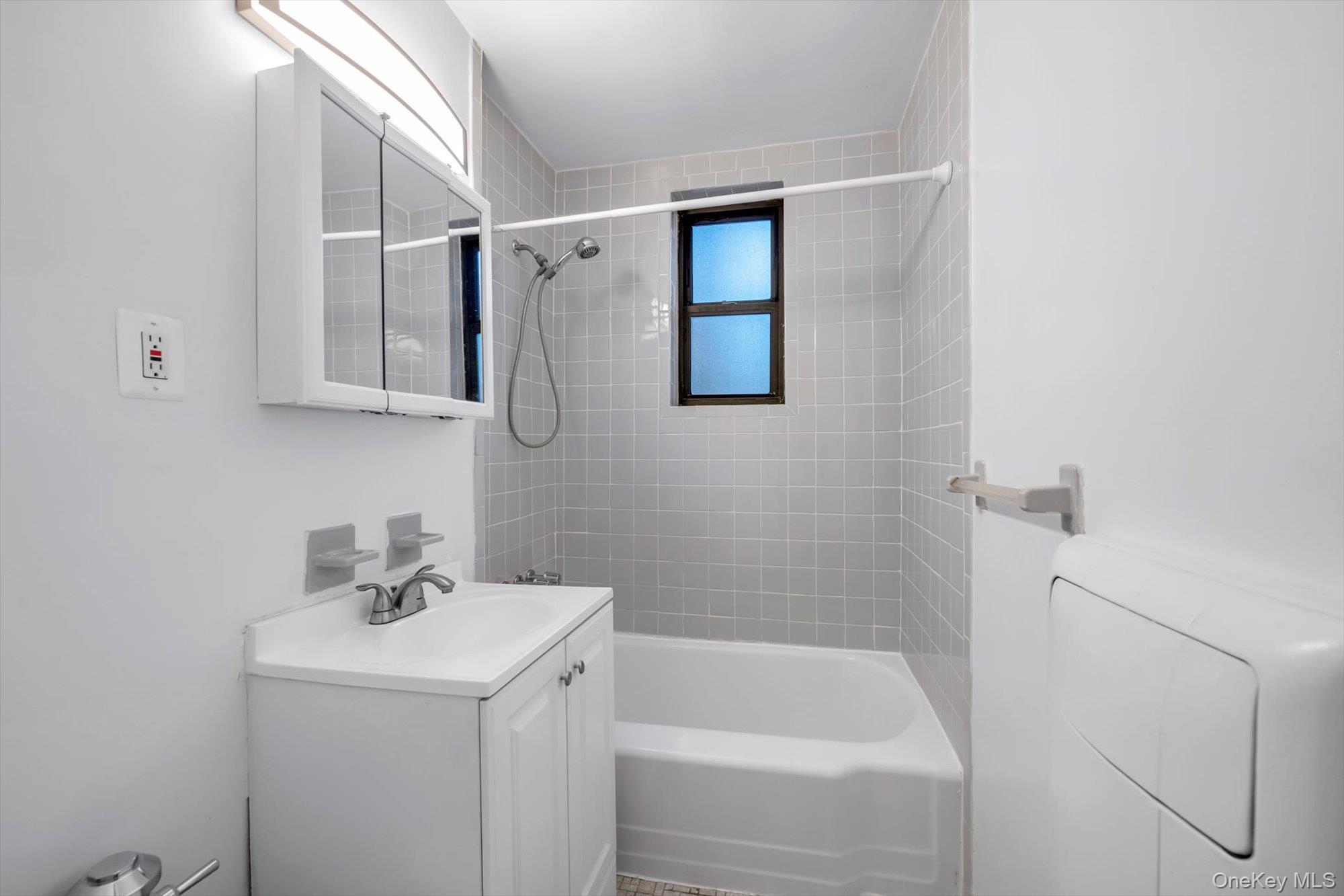 63-09 108 Street, Unit 3S photo 9