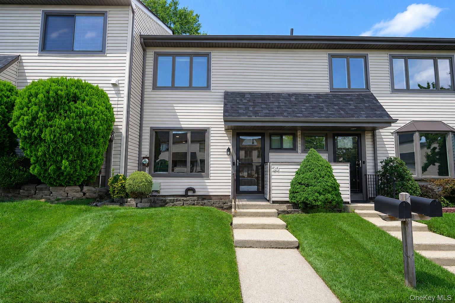 30 Hemlock Court – For Sale