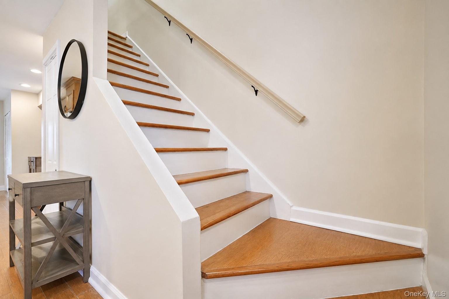 30 Hemlock Court – For Sale photo 17