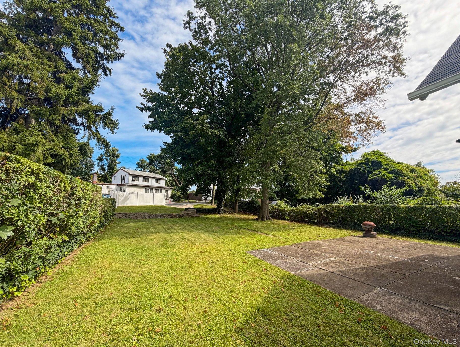 421 Union Avenue – For Sale photo 2
