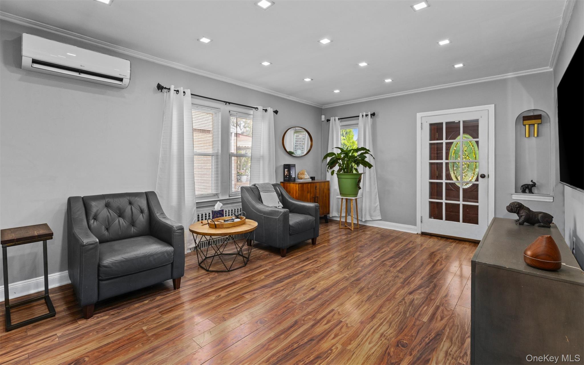 47 Alden Avenue – For Sale photo 3