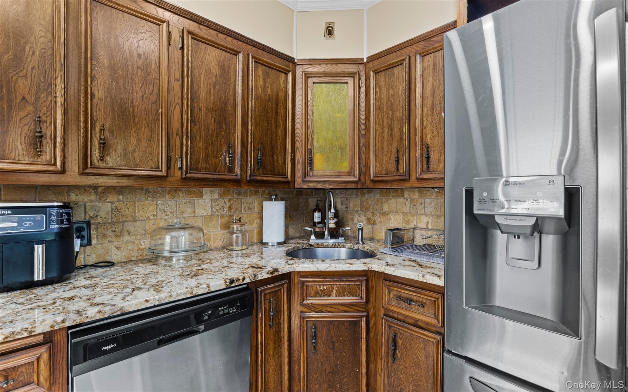 47 Alden Avenue – For Sale photo 8