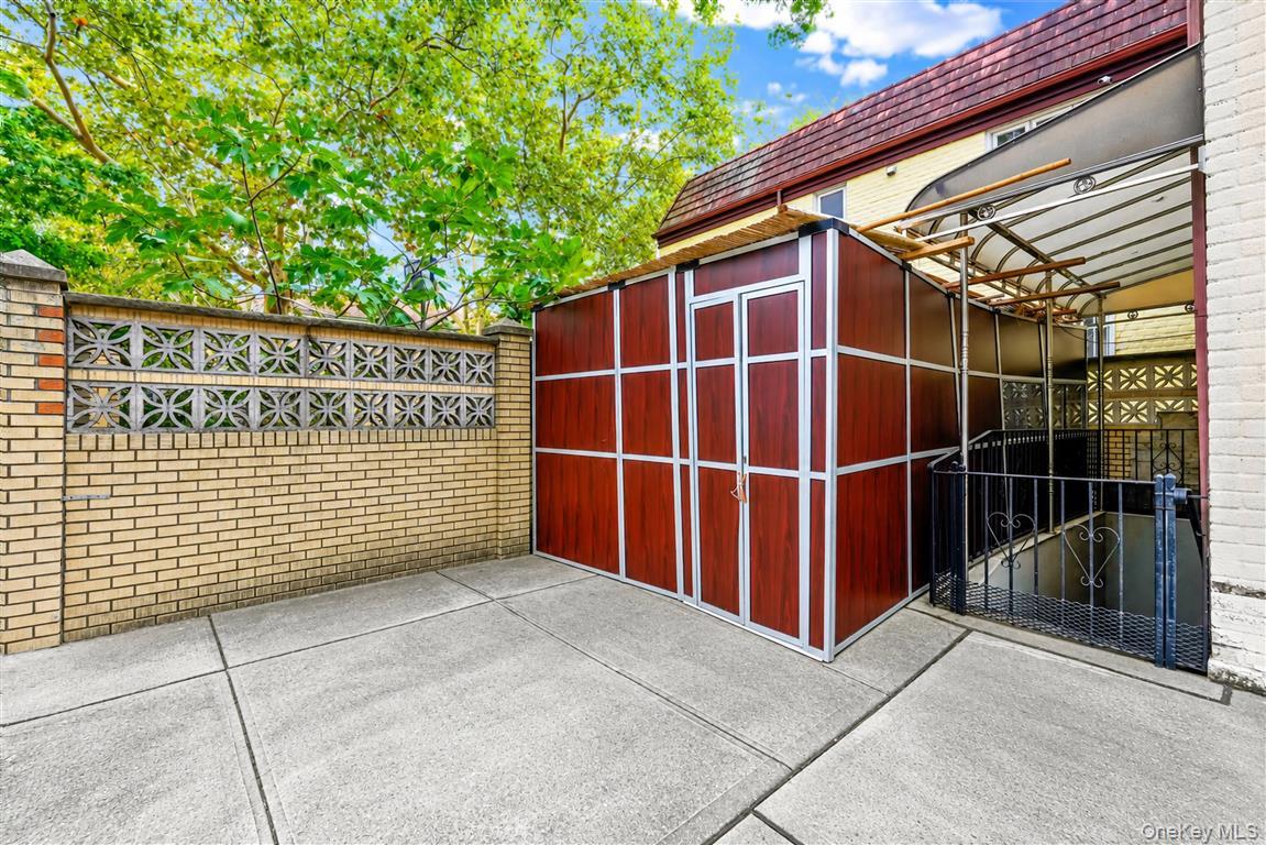 64-16 110th Street – For Sale photo 6