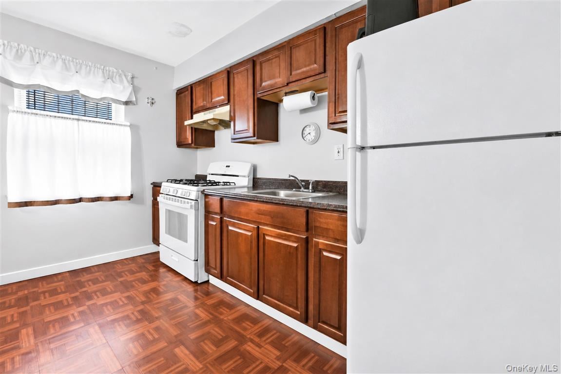 64-16 110th Street – For Sale photo 10