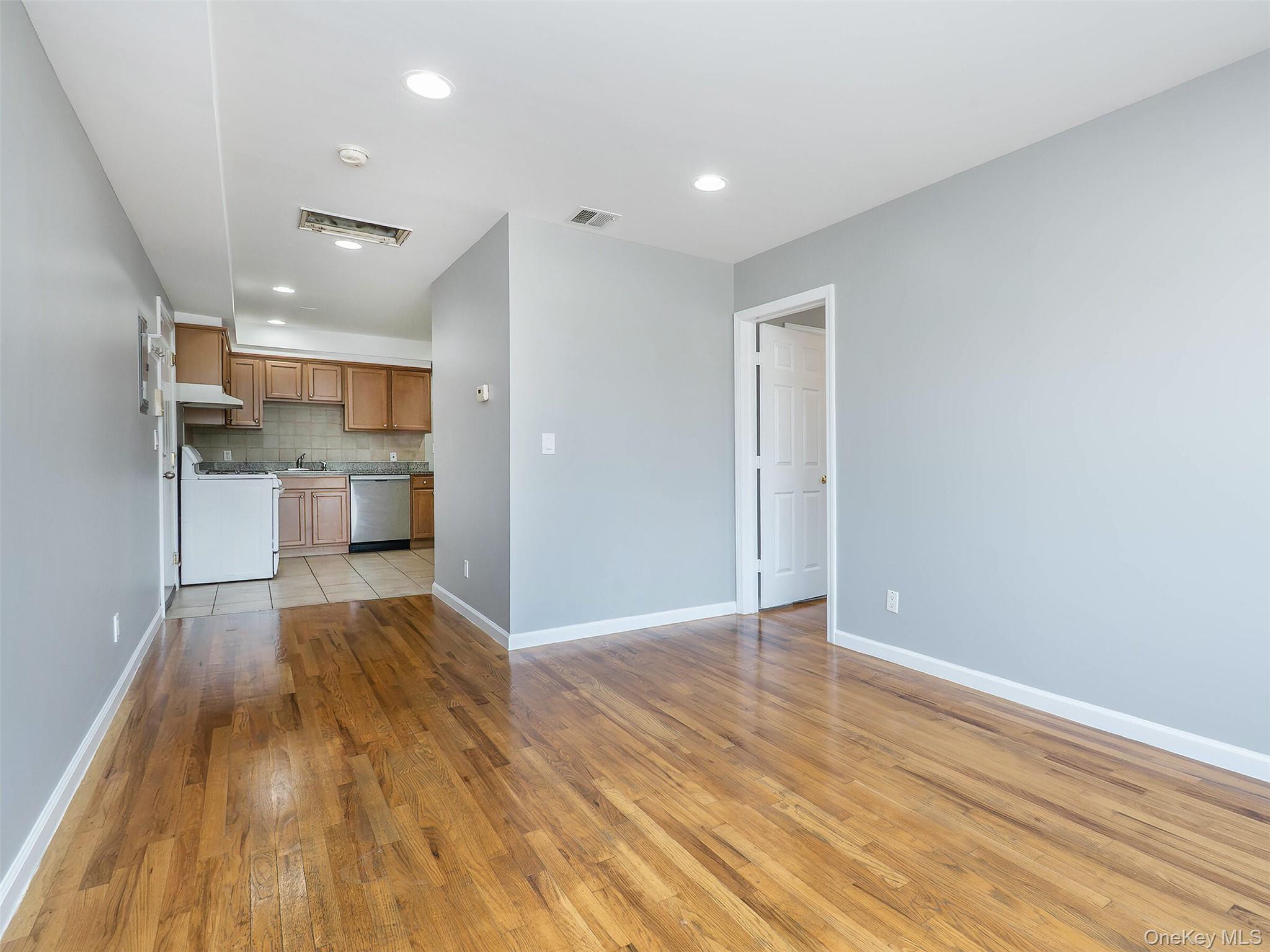 11 Shore Road, Unit #2 photo 5