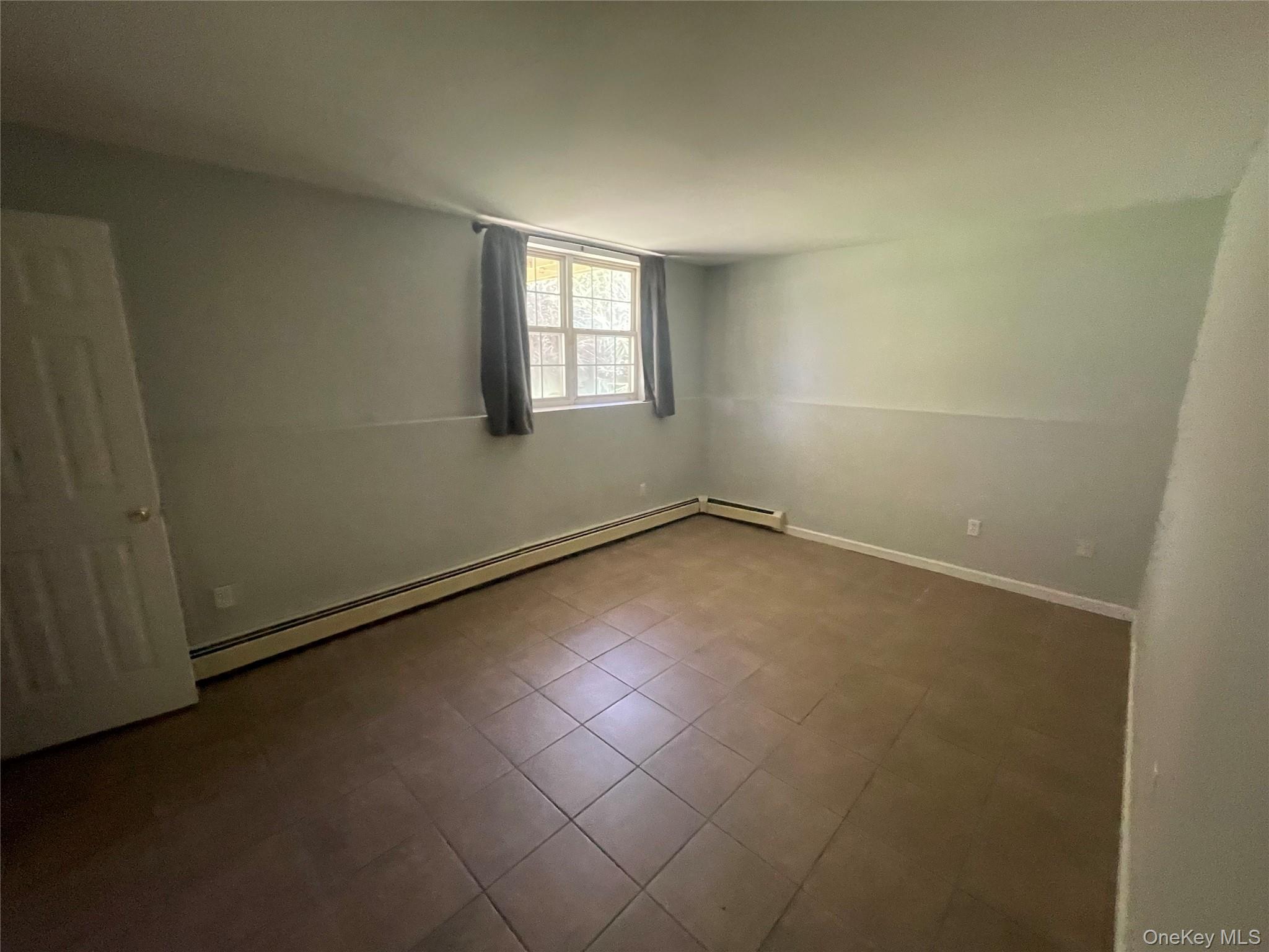 28 Hardenburg Road – For Rent photo 11