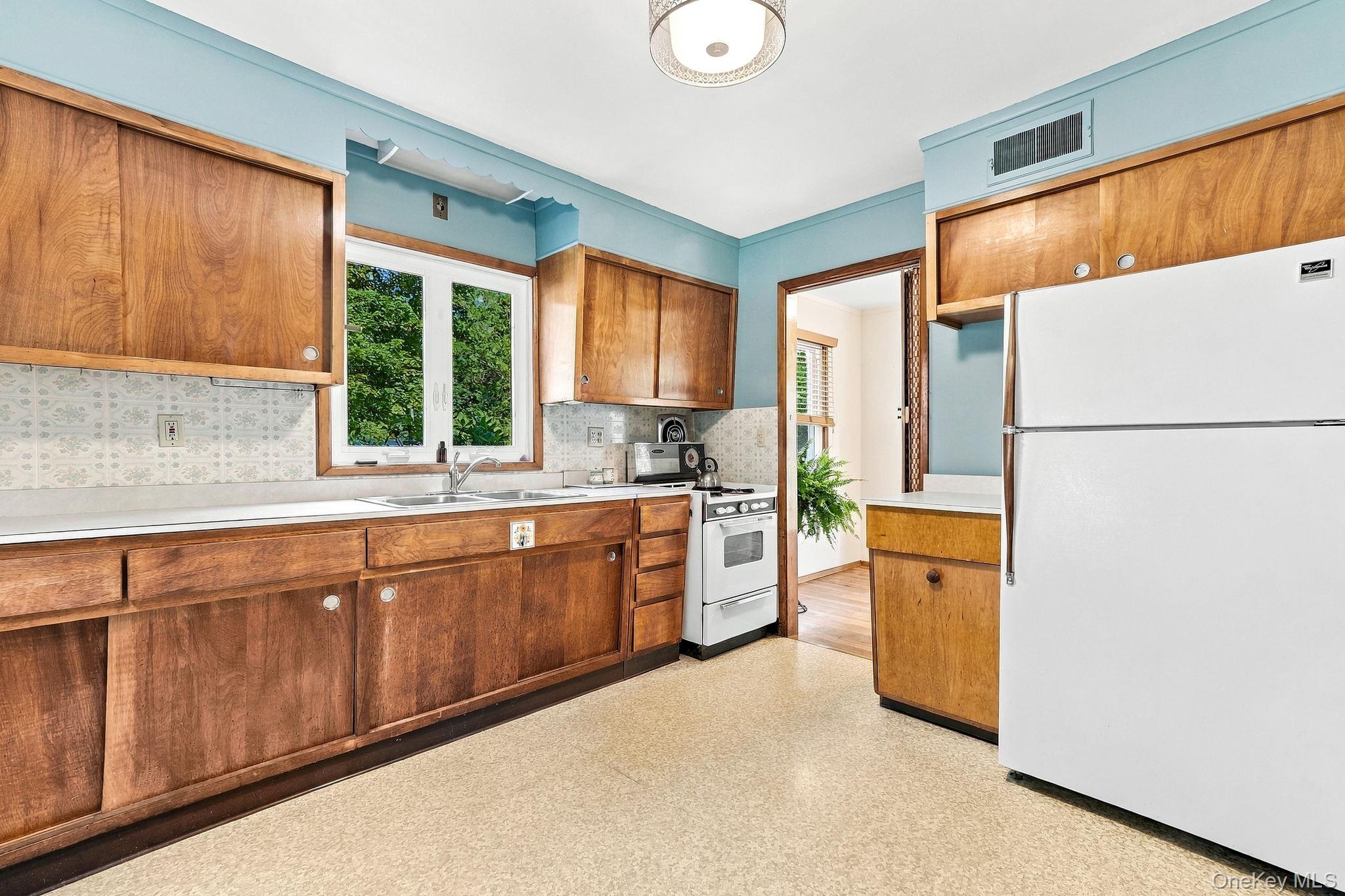9 Glen Drive – For Sale photo 5