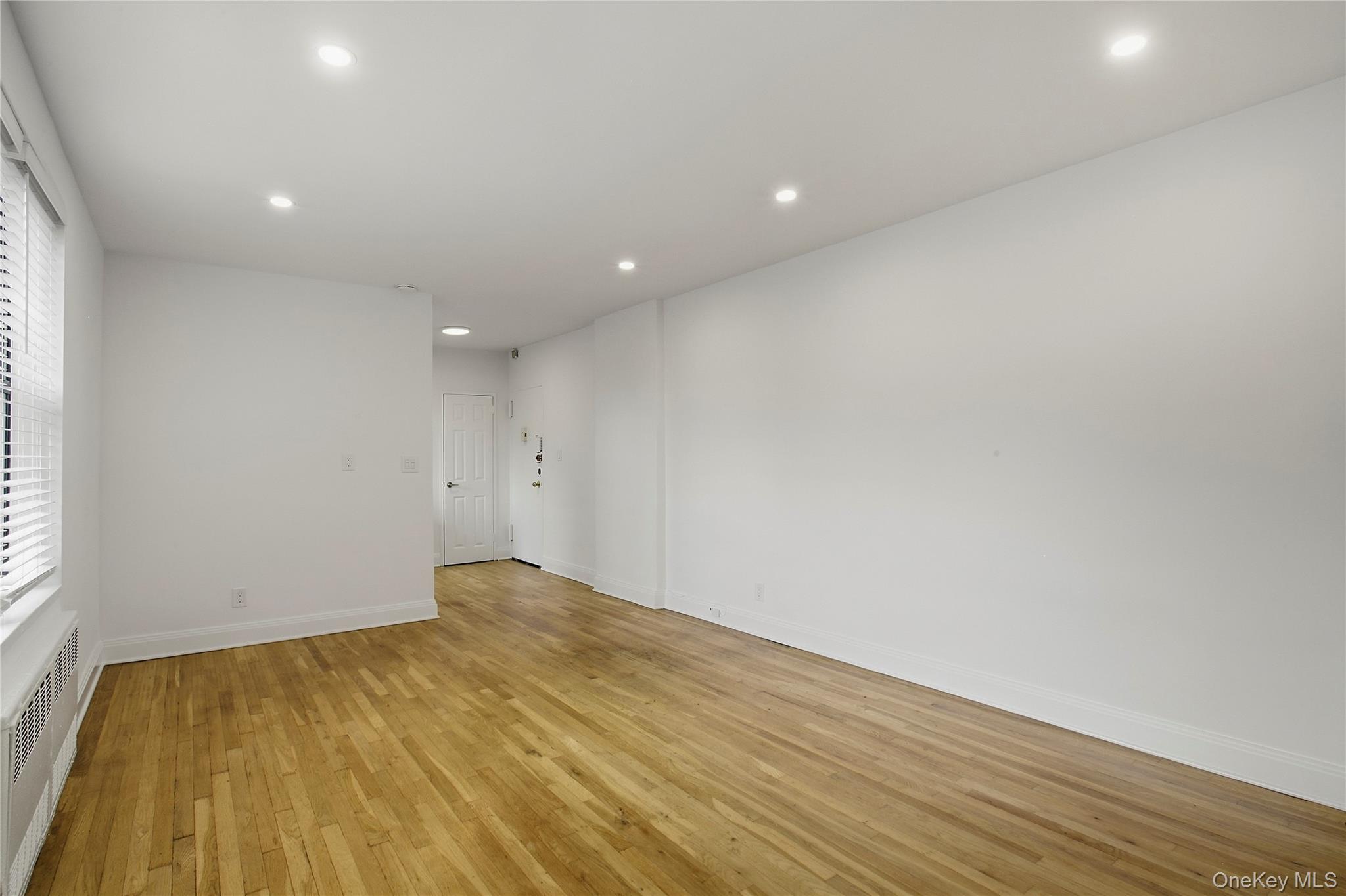 575 Bronx River Road, Unit 5F photo 14
