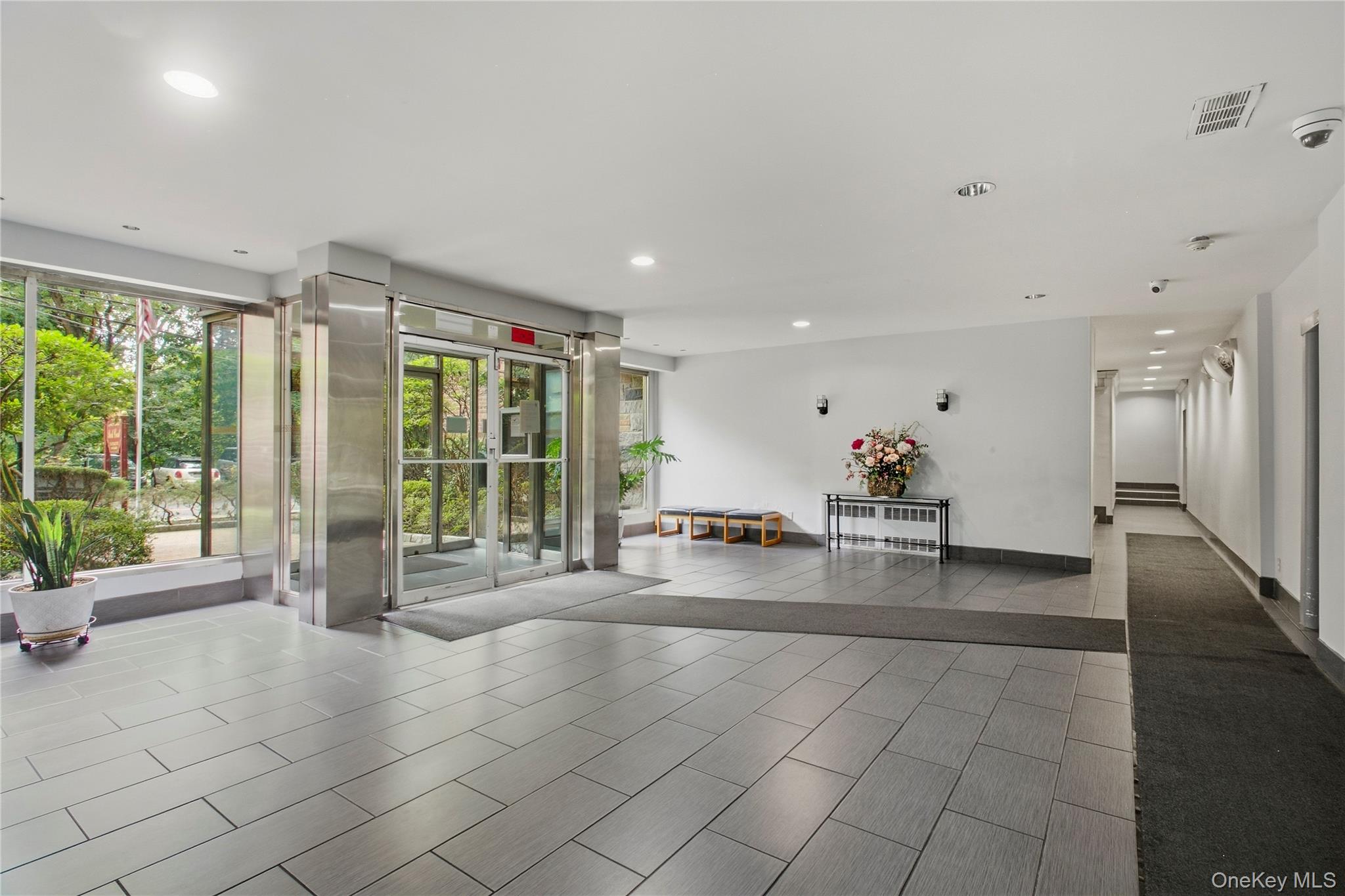 575 Bronx River Road, Unit 5F photo 6