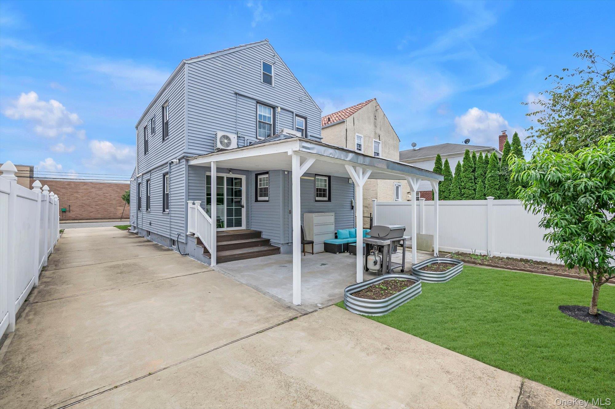 93 1st Street – For Sale photo 21