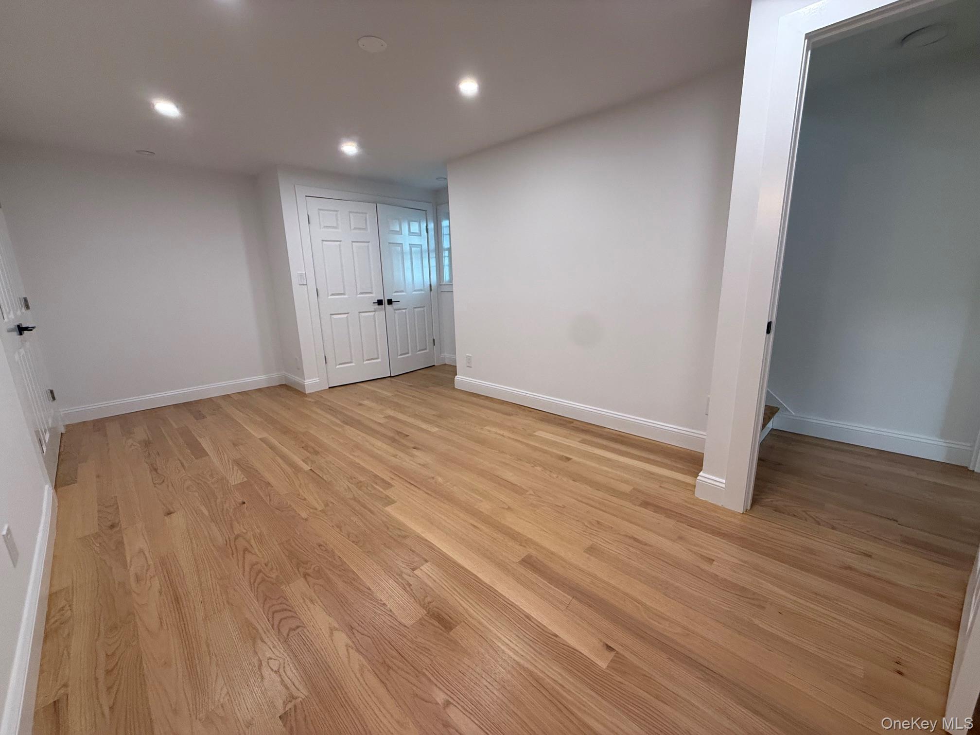 30 Elissa Lane, Unit 1 (1st Flo photo 15