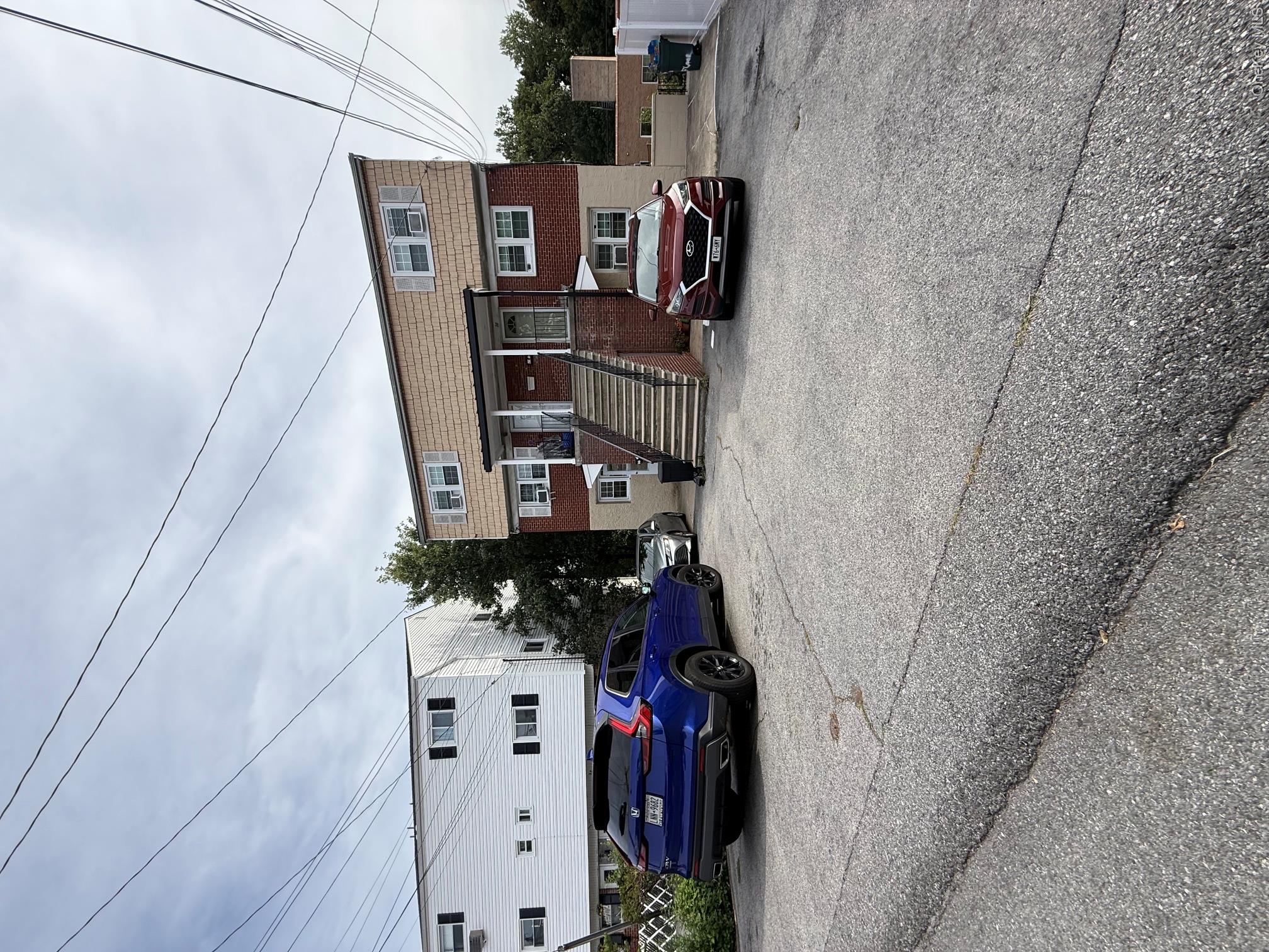 30 Elissa Lane, Unit 1 (1st Flo