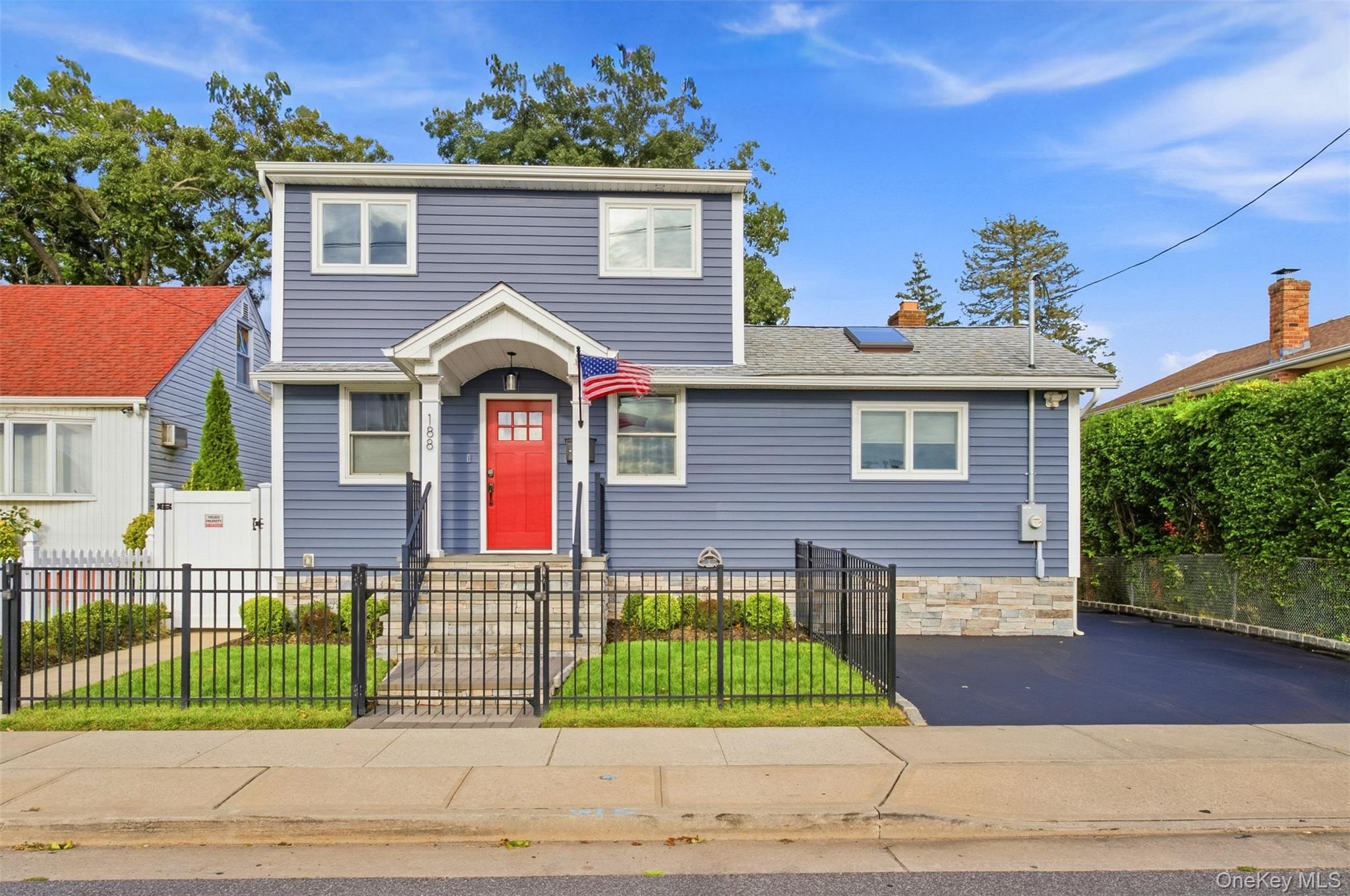 188 S Strong Avenue – For Sale
