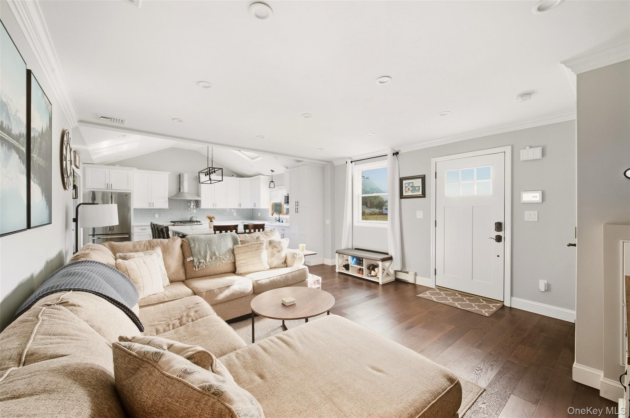 188 S Strong Avenue – For Sale photo 6