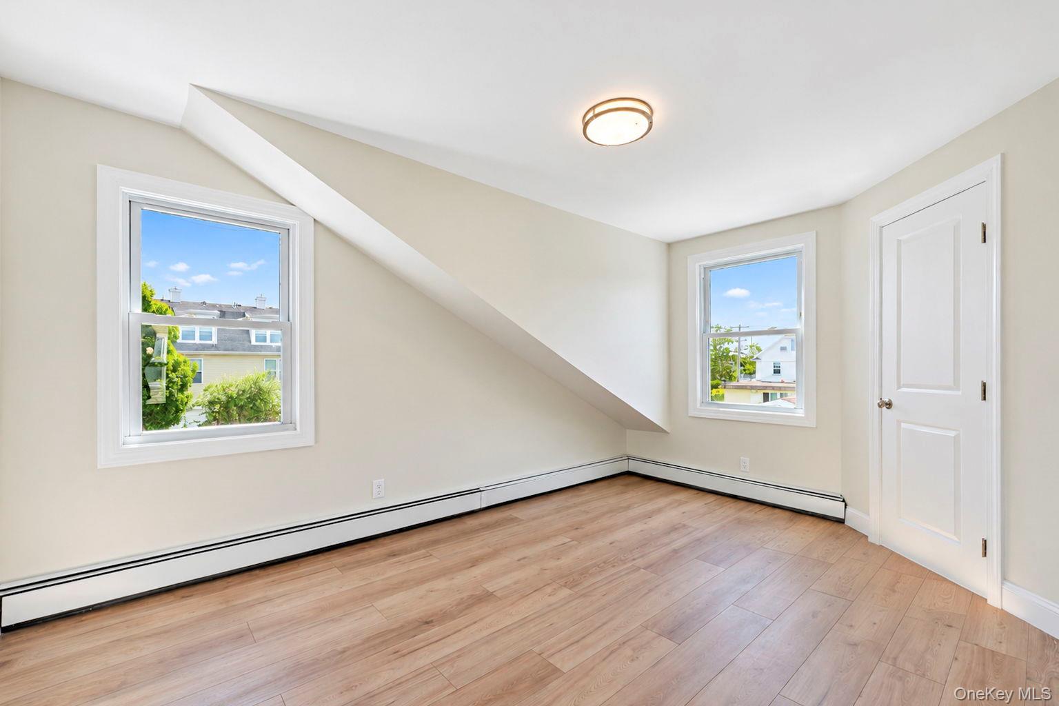 8 Burchell Boulevard – For Sale photo 35