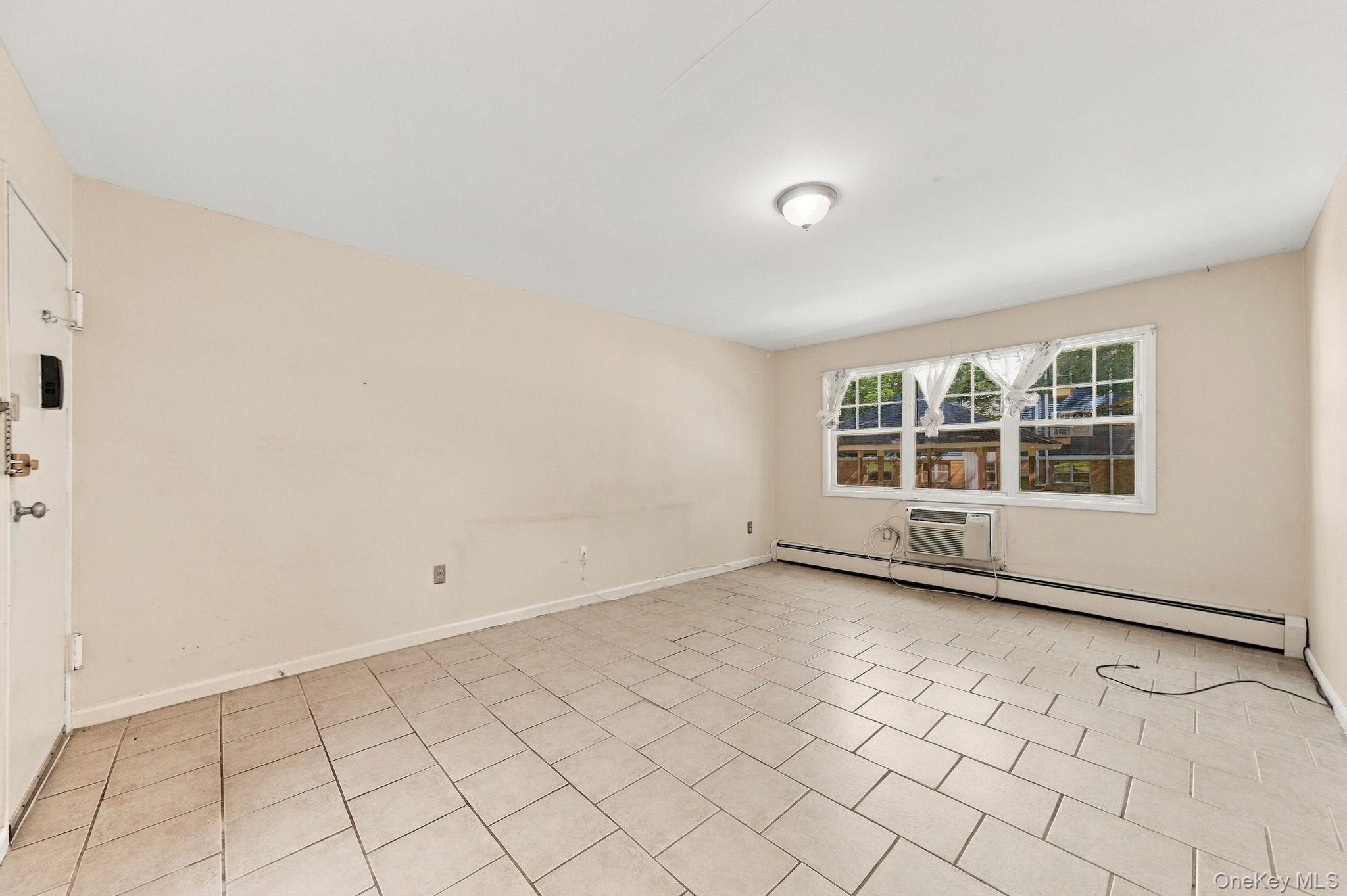 2301 Barclay Manor, Unit 23A photo 7