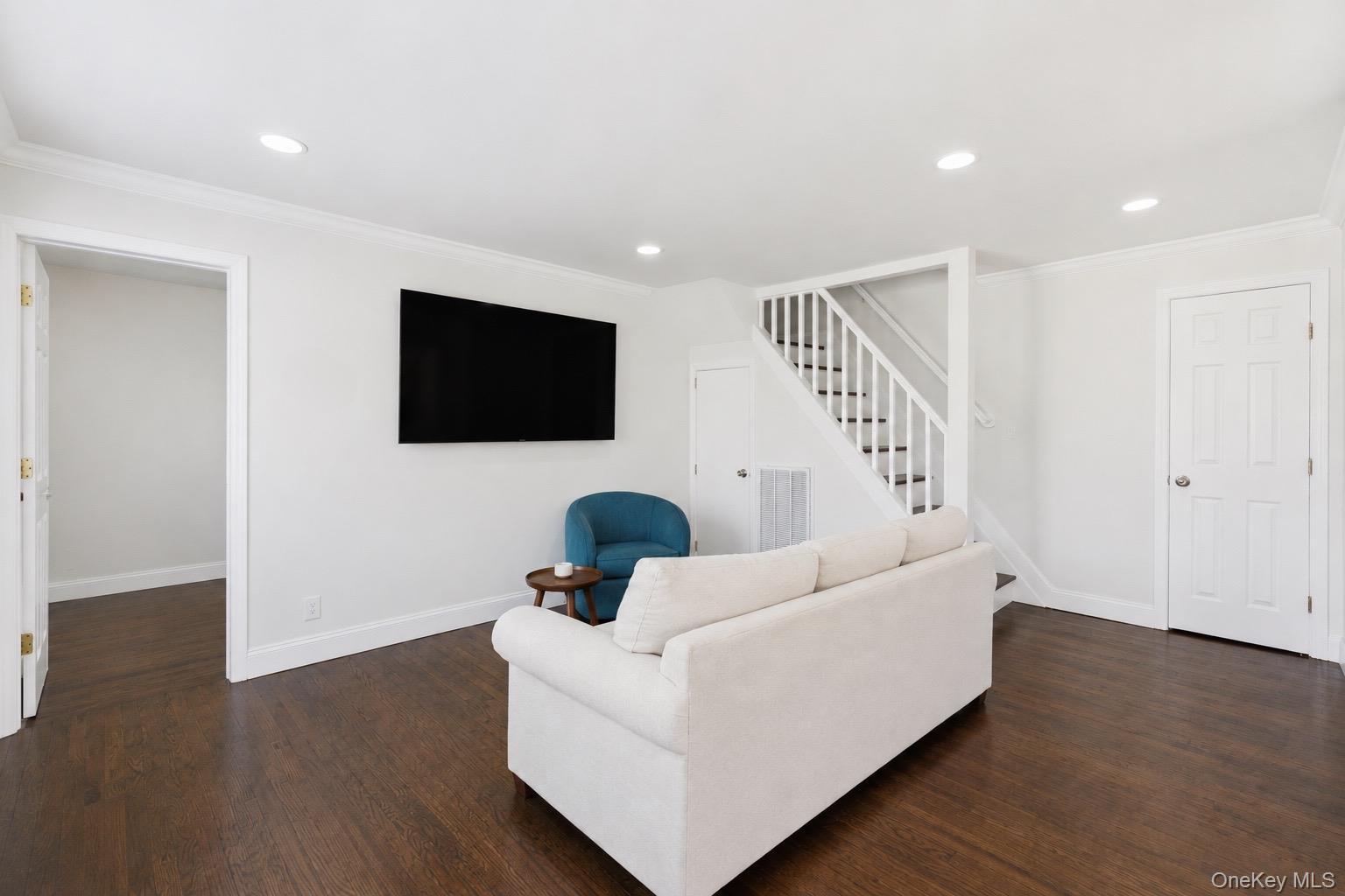 2 Taft Avenue – For Sale photo 3