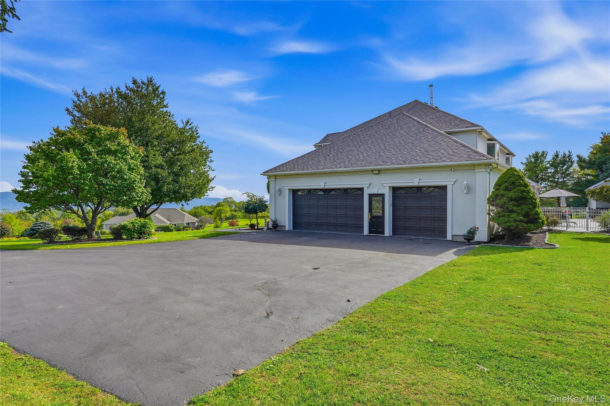 63 Far Horizons Drive – For Sale photo 37