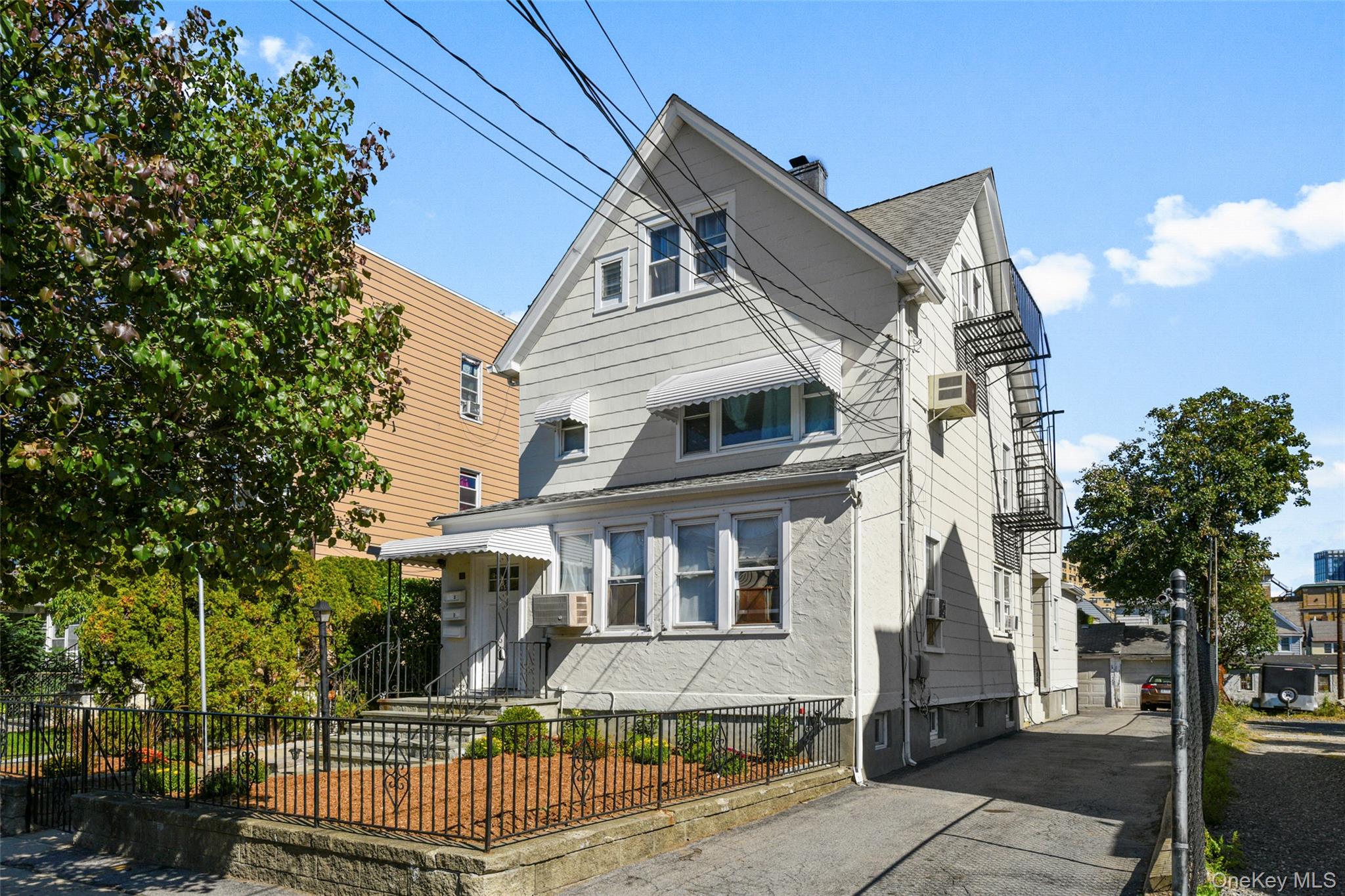 35 Charles Street – For Sale
