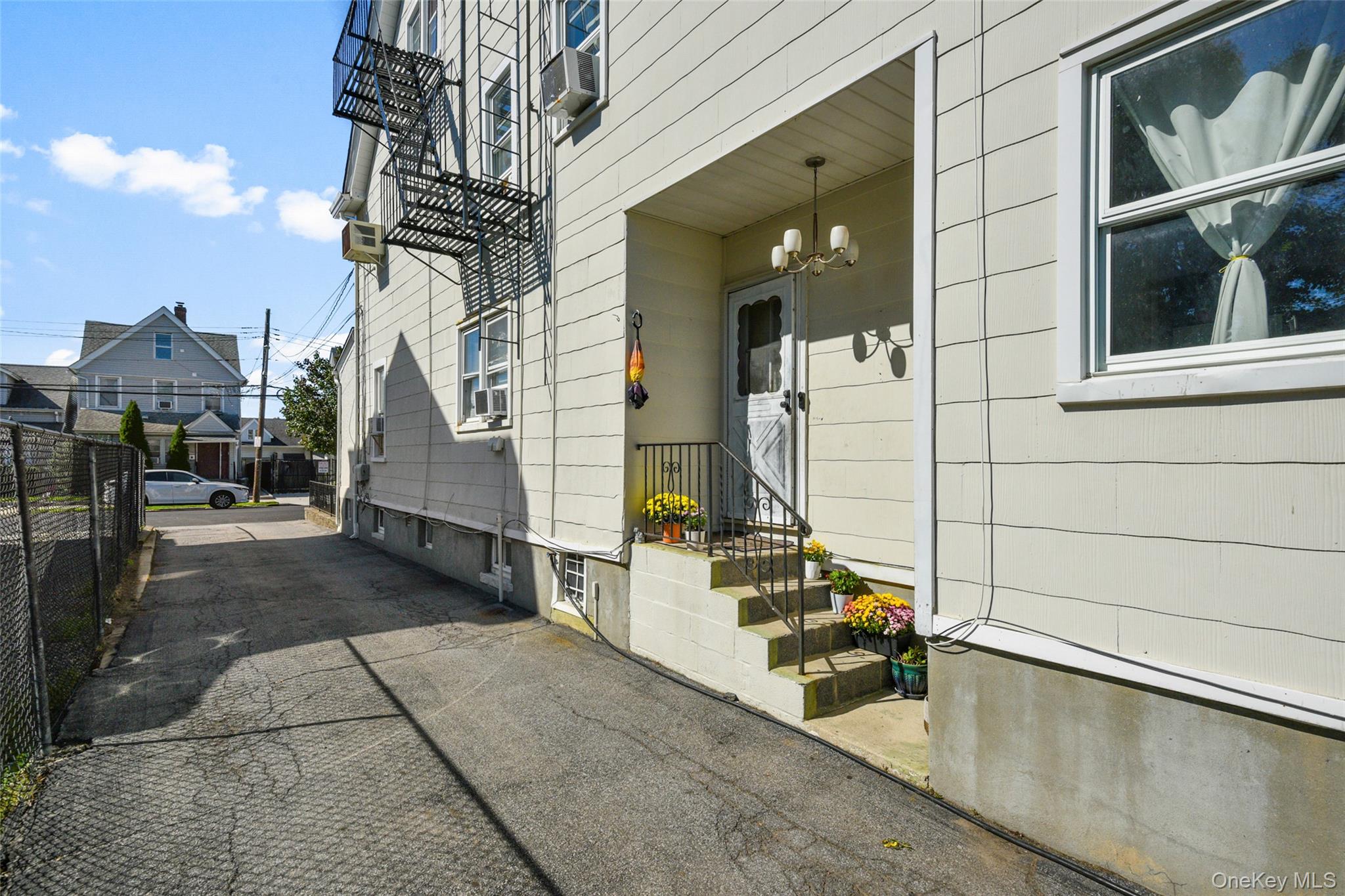 35 Charles Street – For Sale photo 40