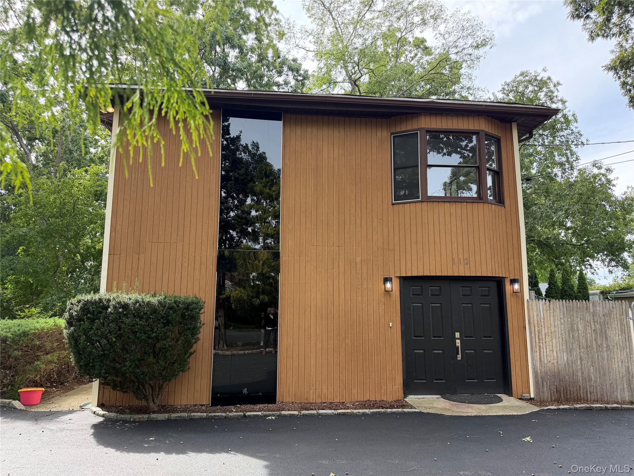 112 Hillside Road – For Sale