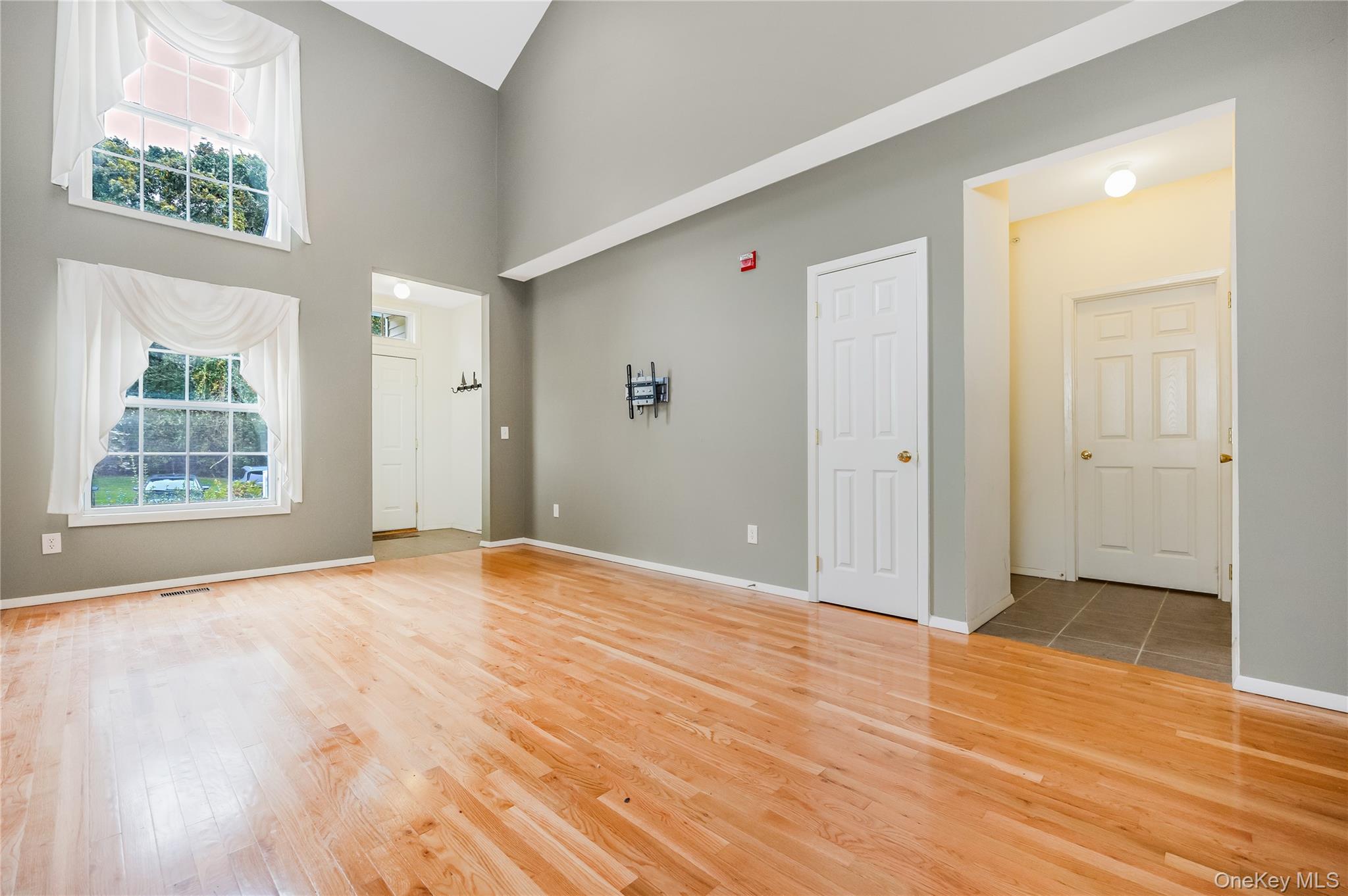 218 Kettles Lane – For Sale photo 2