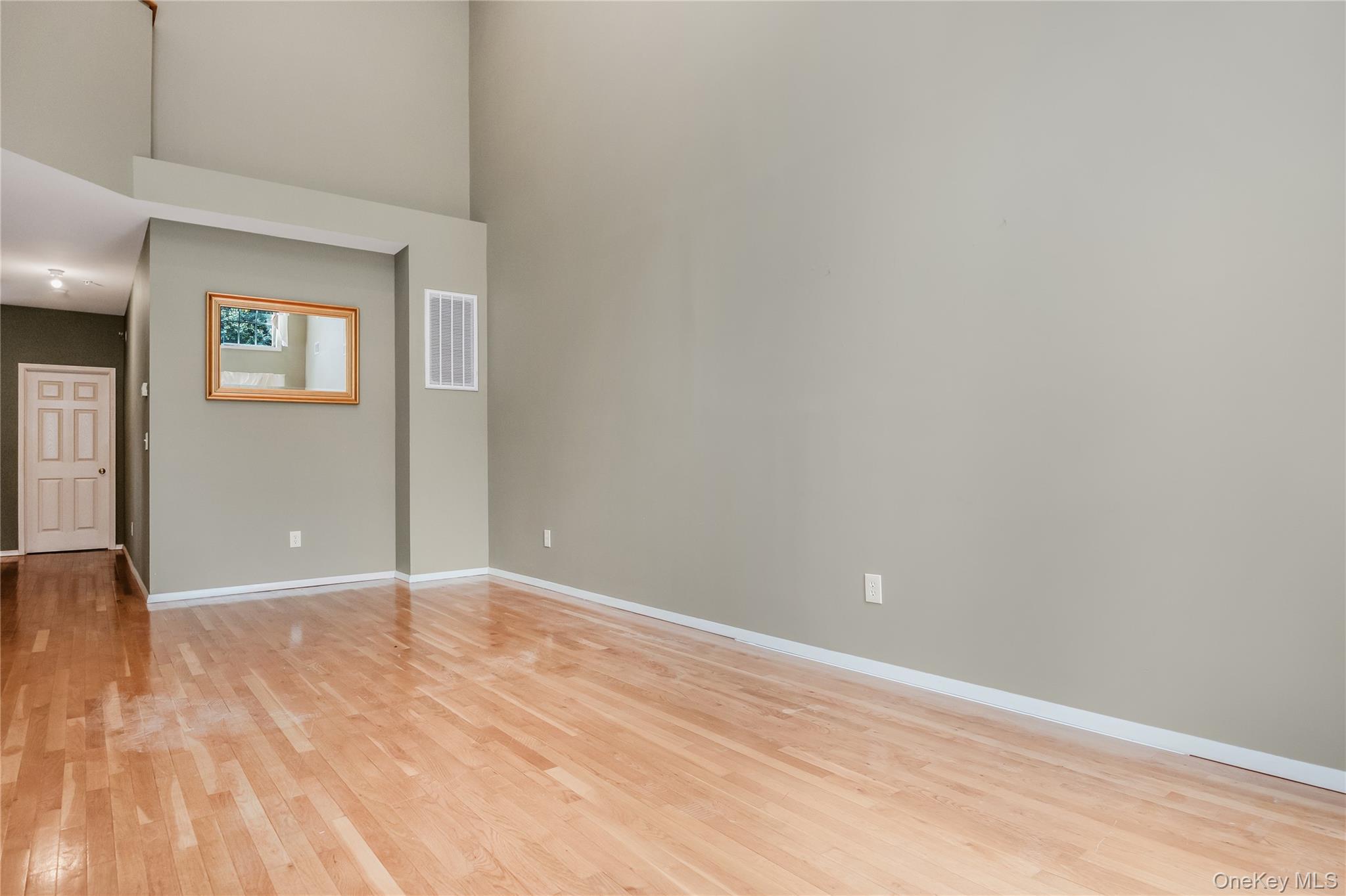 218 Kettles Lane – For Sale photo 6