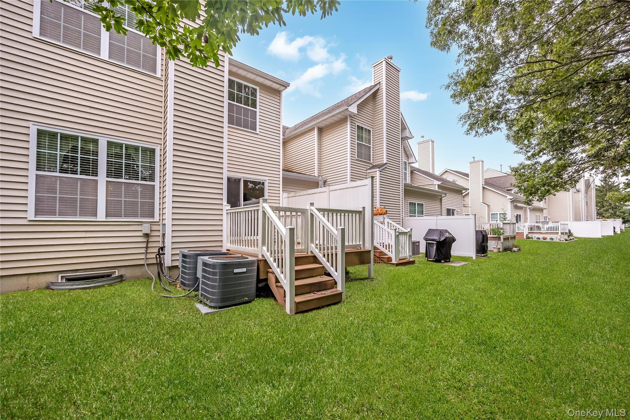 218 Kettles Lane – For Sale photo 32