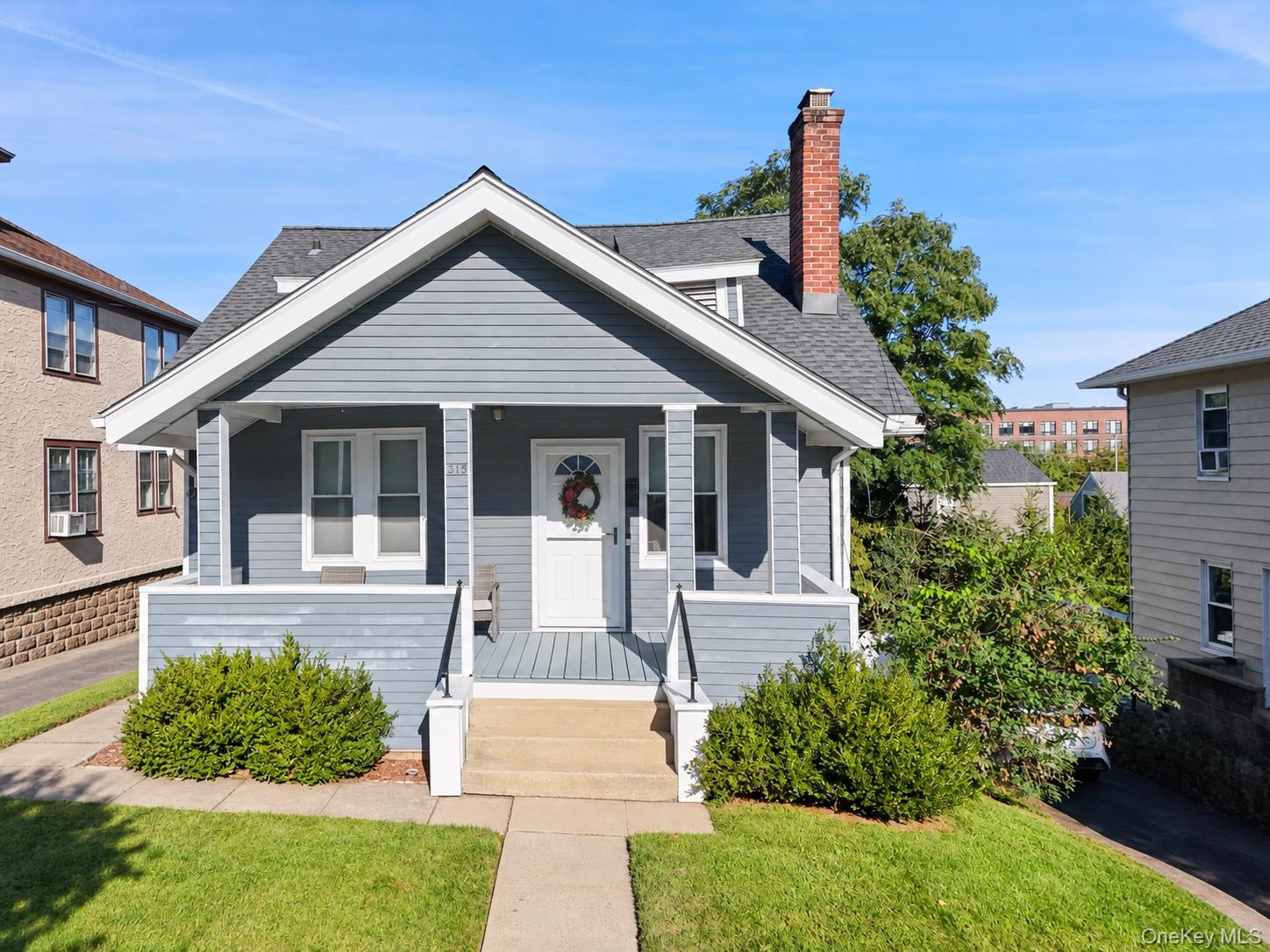 315 Stanley Avenue – For Sale photo 2