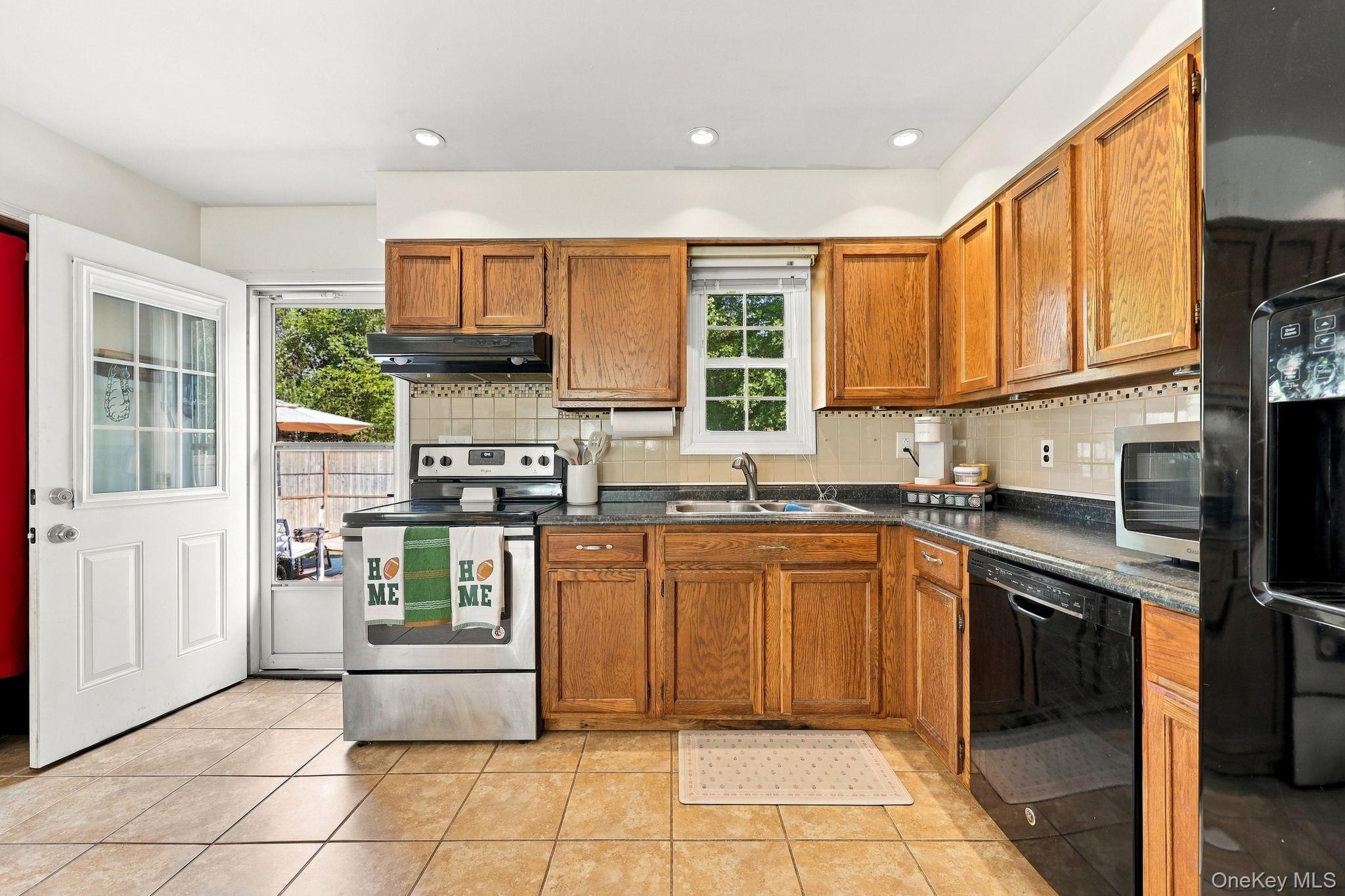 15 Countryman Lane – For Sale photo 9