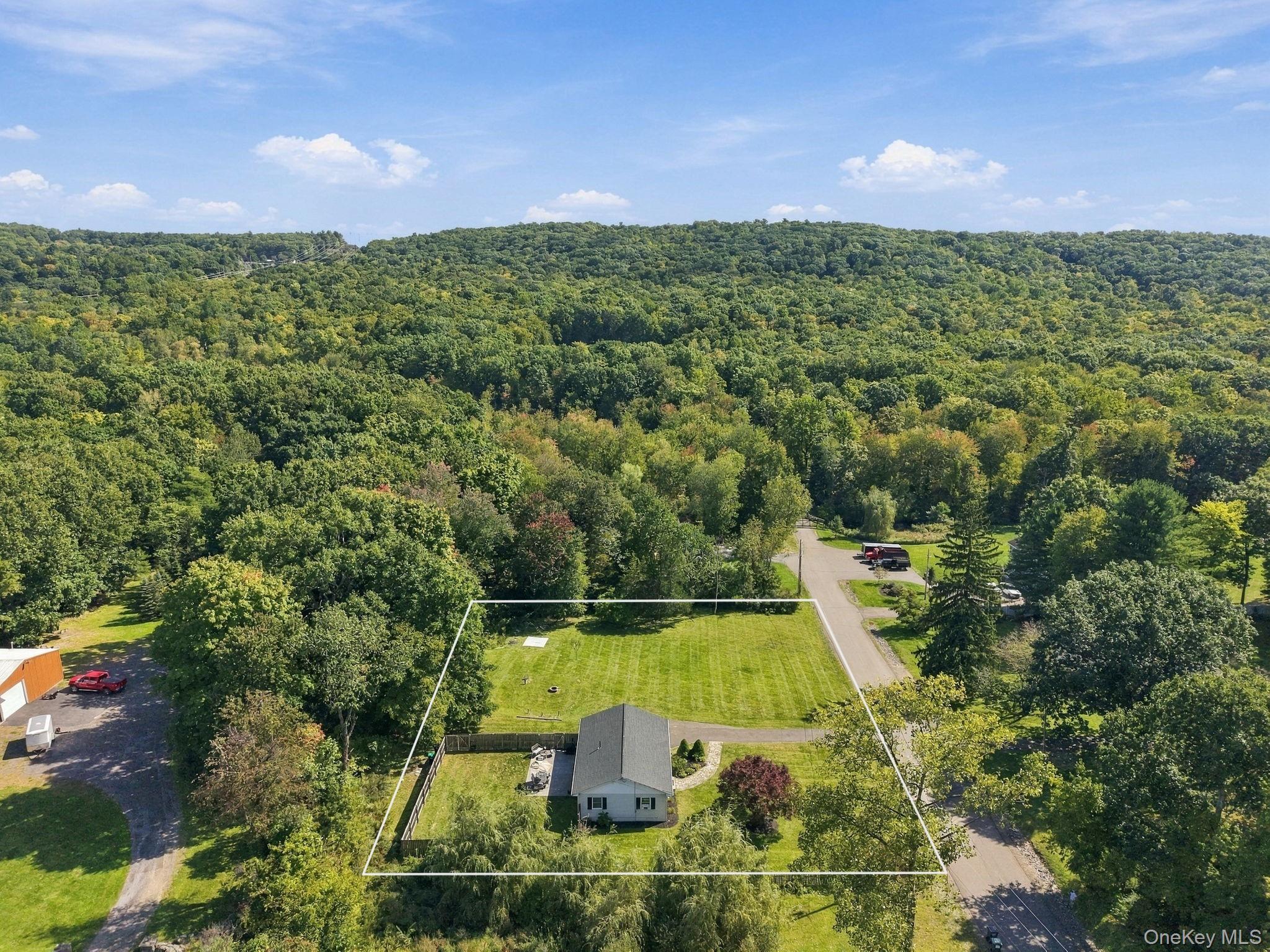 15 Countryman Lane – For Sale photo 2