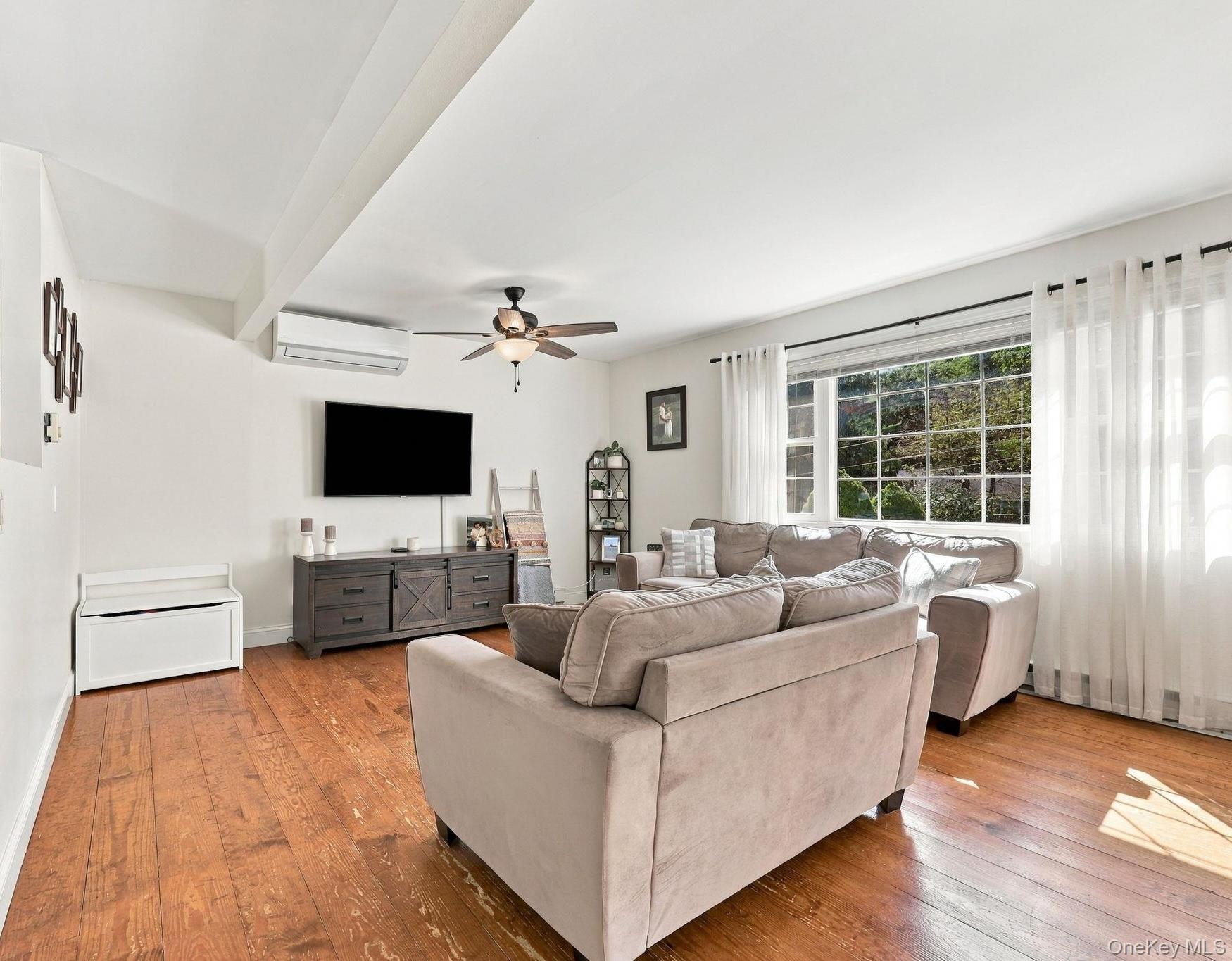 15 Countryman Lane – For Sale photo 6