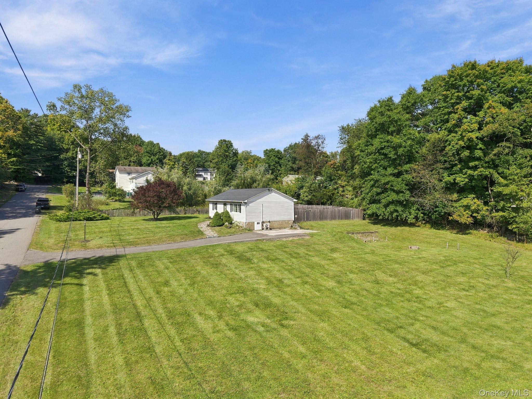 15 Countryman Lane – For Sale photo 24