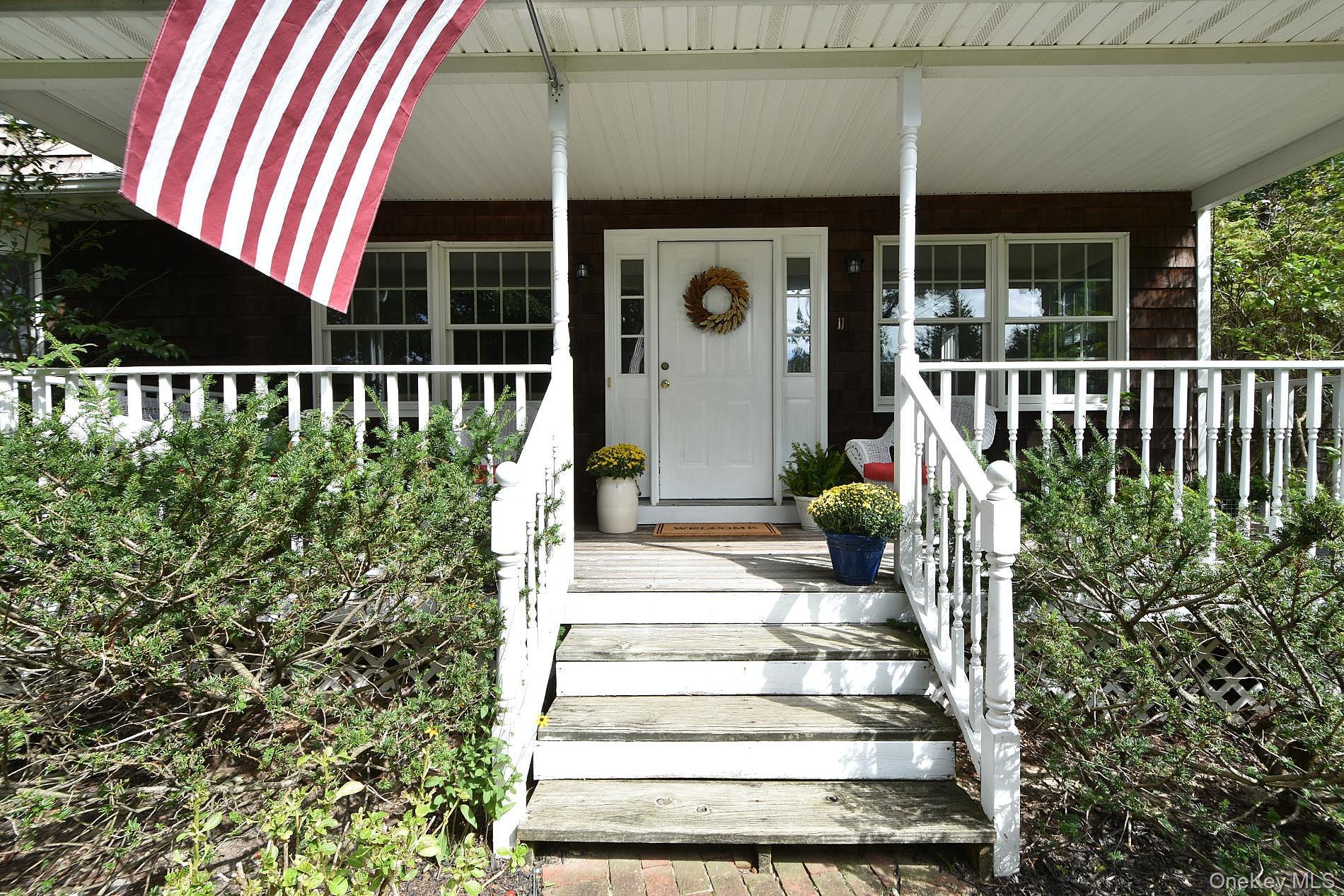 11 Urbans Road – For Sale photo 2
