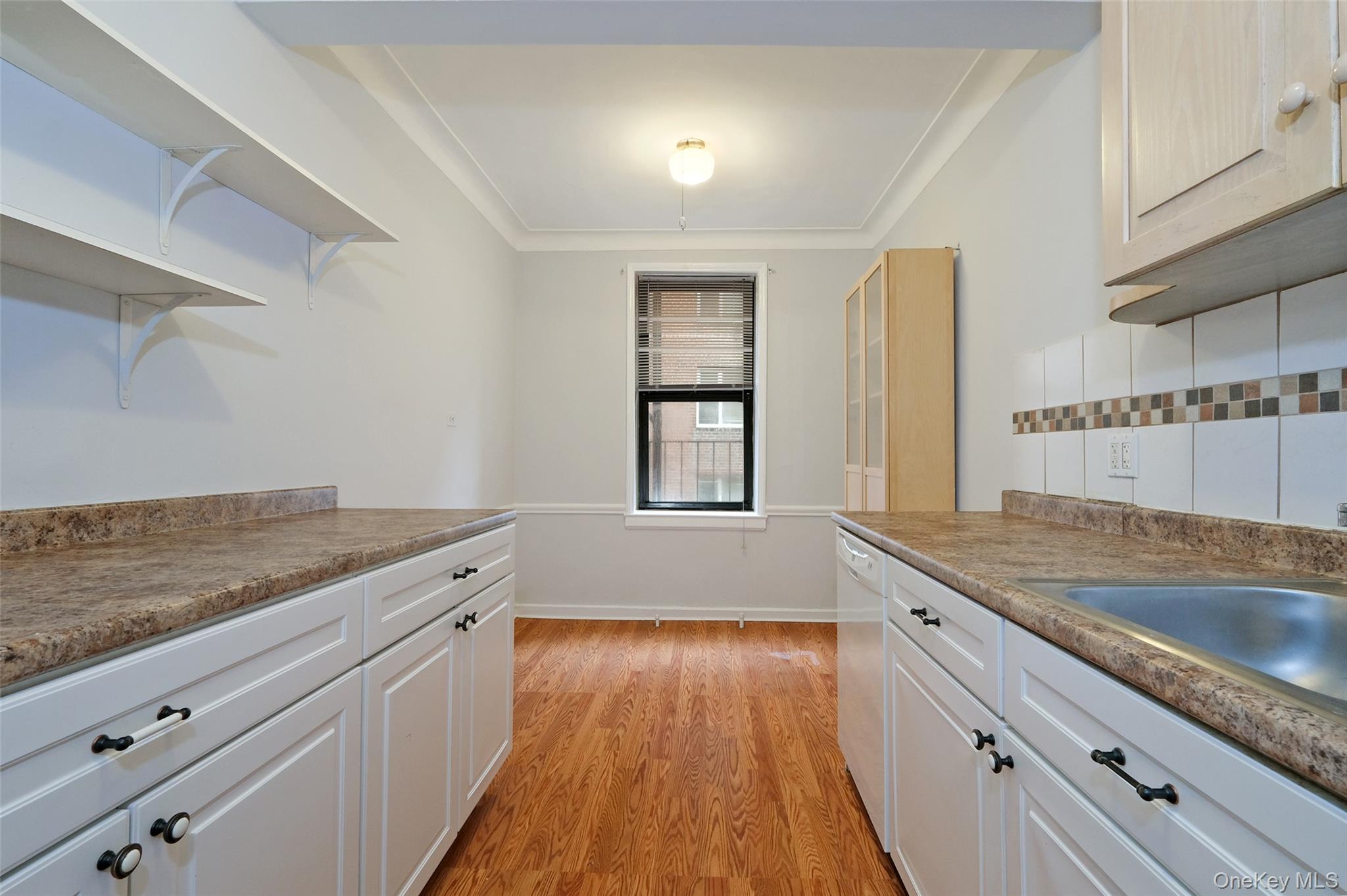 1 Broad Parkway, Unit 4L photo 10