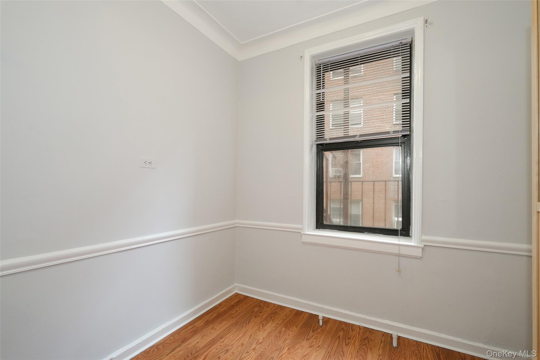 1 Broad Parkway, Unit 4L photo 13