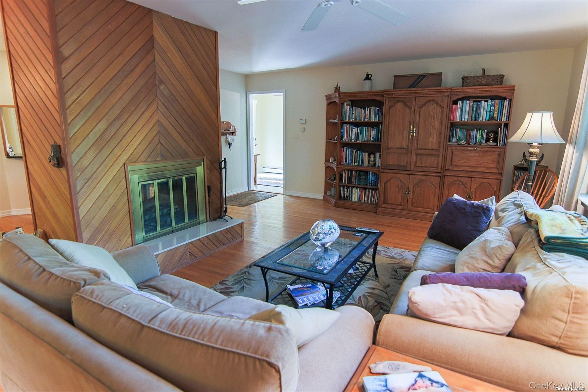 101 N Country Road – For Sale photo 13