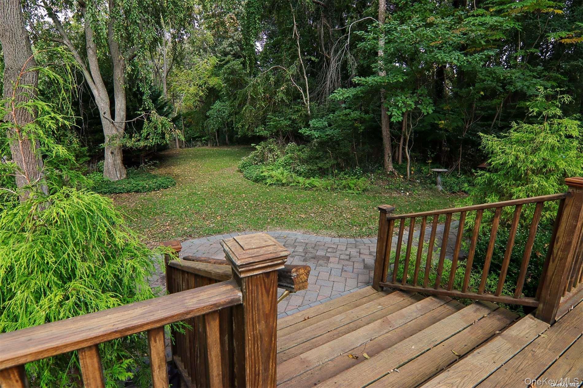 101 N Country Road – For Sale photo 28