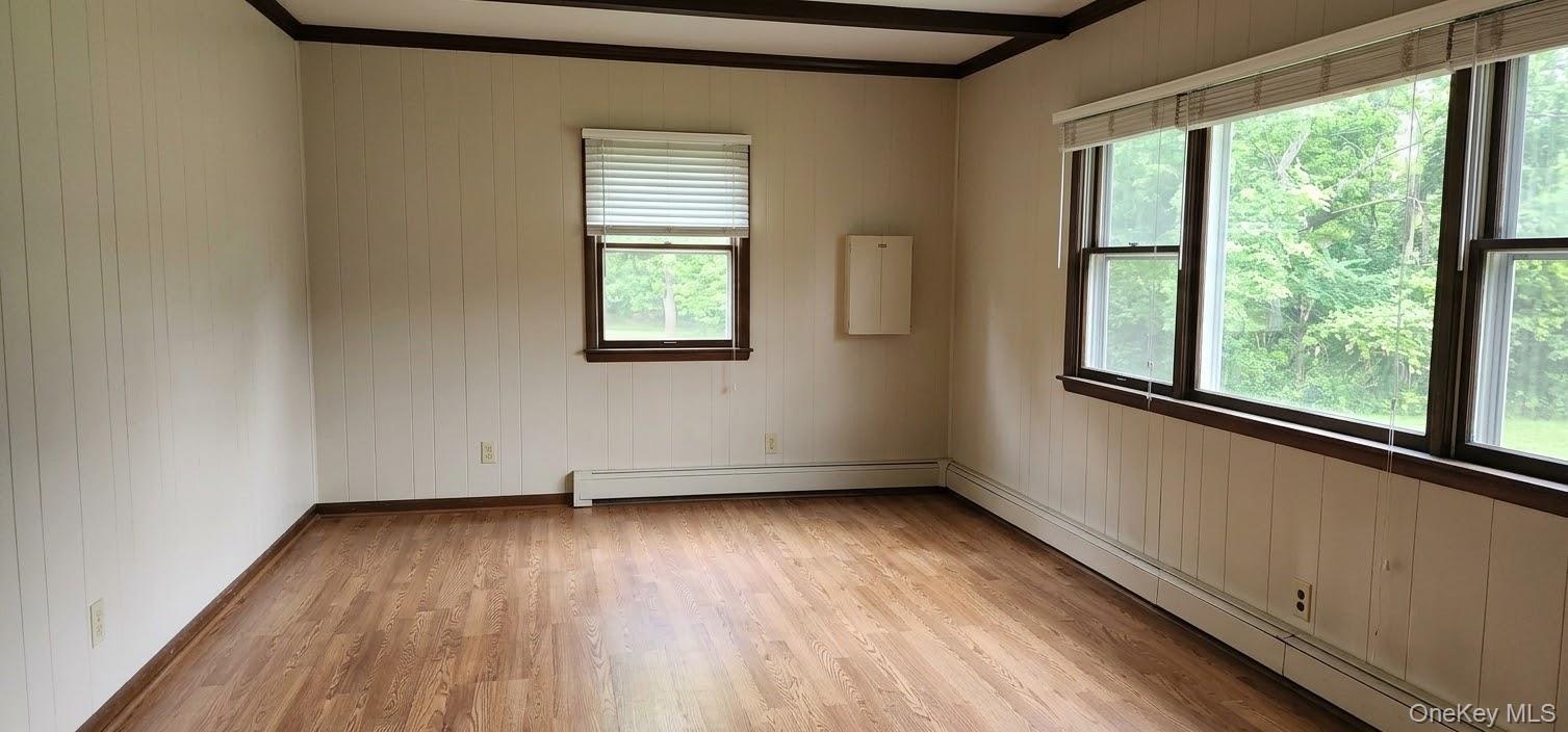 101 N Country Road – For Sale photo 9
