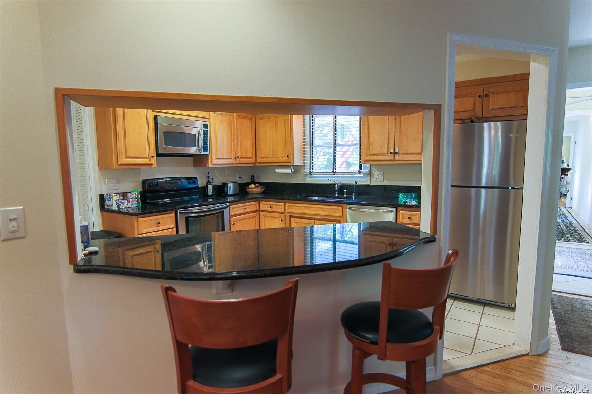 101 N Country Road – For Sale photo 16