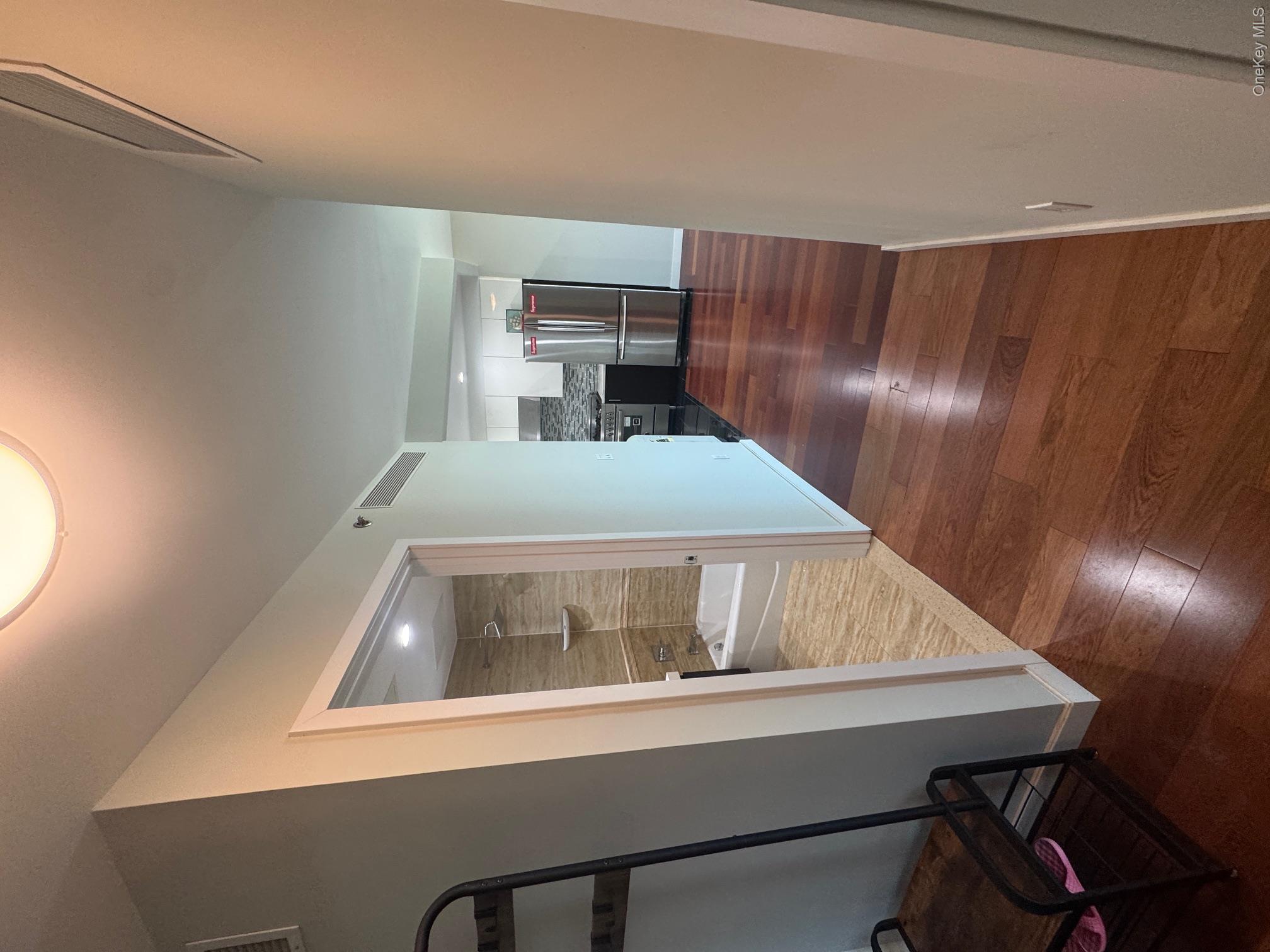 14238 37th Avenue, Unit 8B photo 3