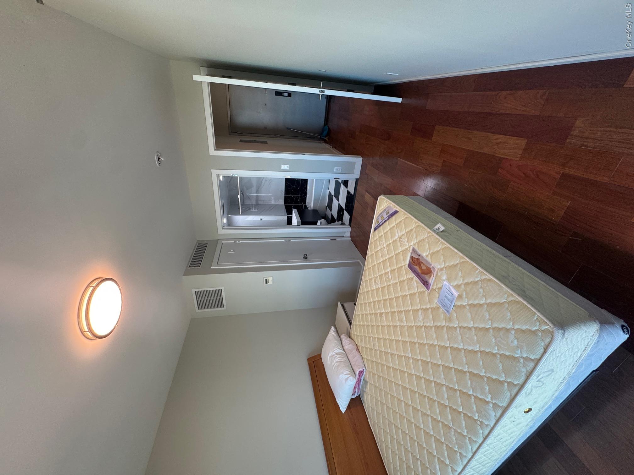 14238 37th Avenue, Unit 8B photo 11