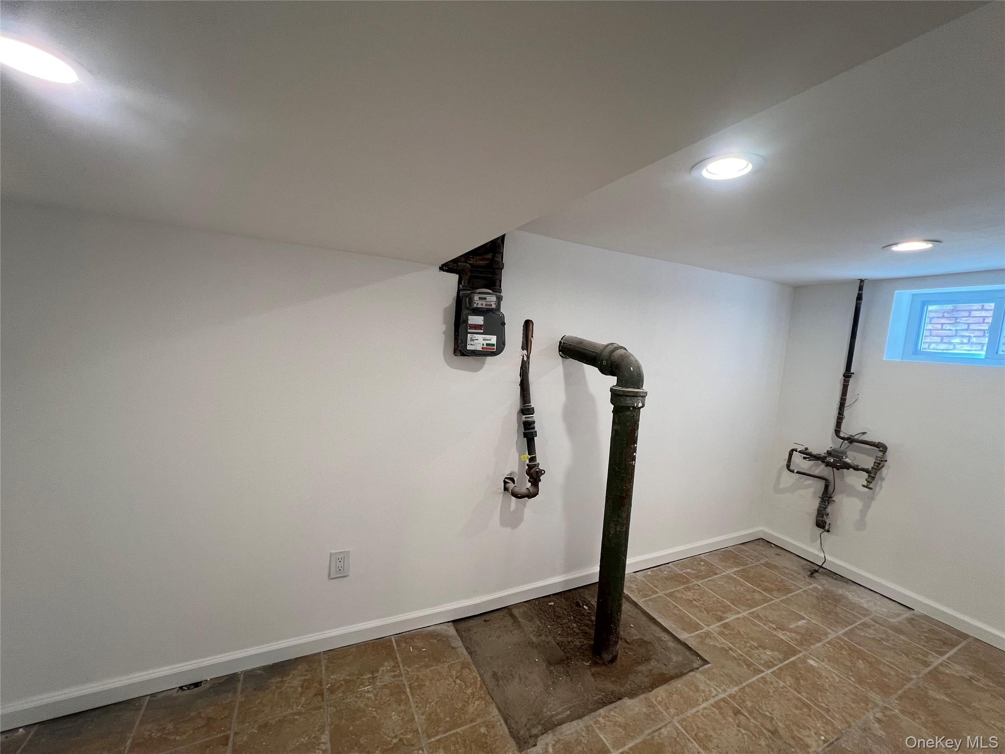 16731 109th Avenue – For Sale photo 15